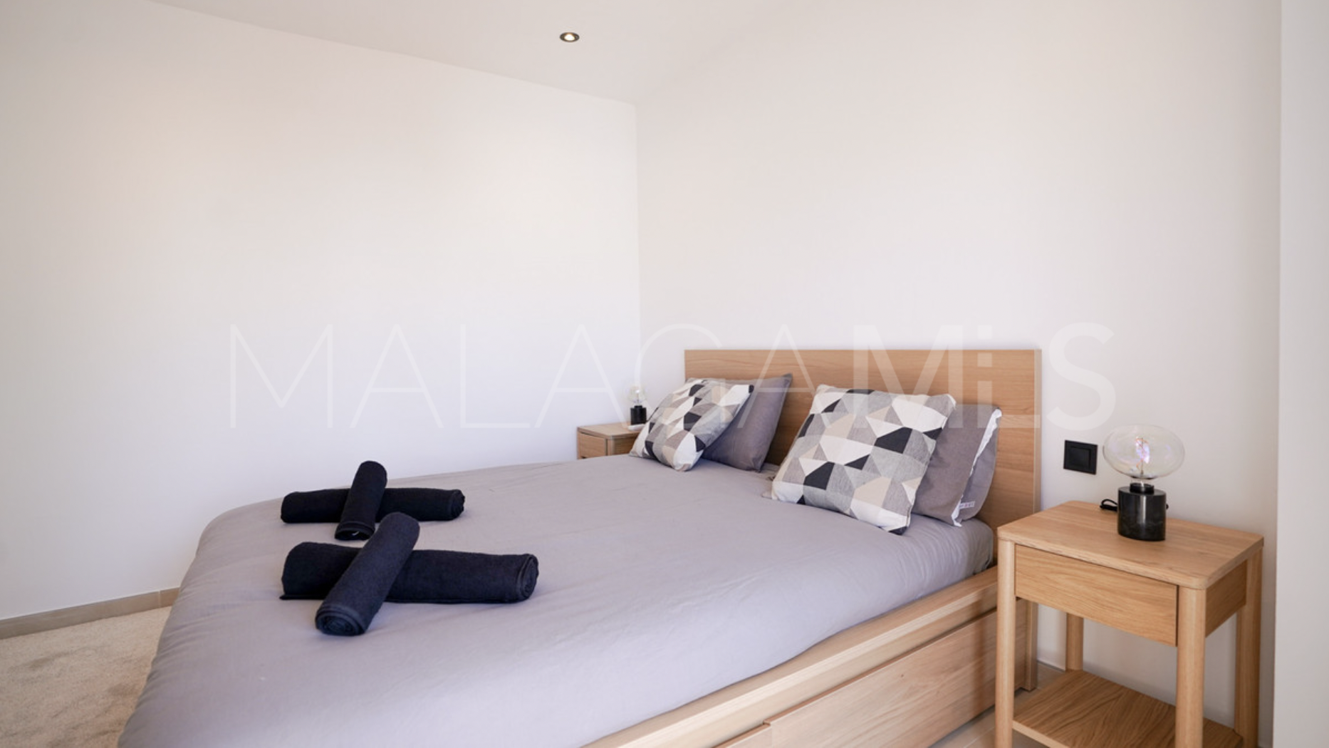 Nueva Andalucia apartment for sale