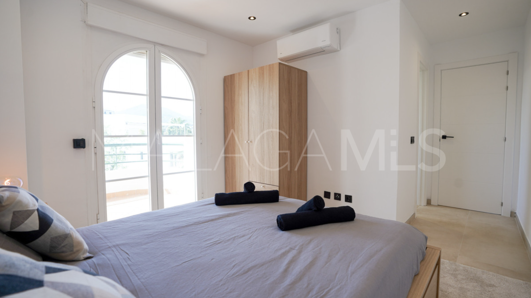 Nueva Andalucia apartment for sale