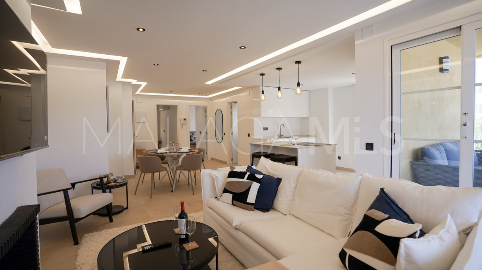 Nueva Andalucia apartment for sale