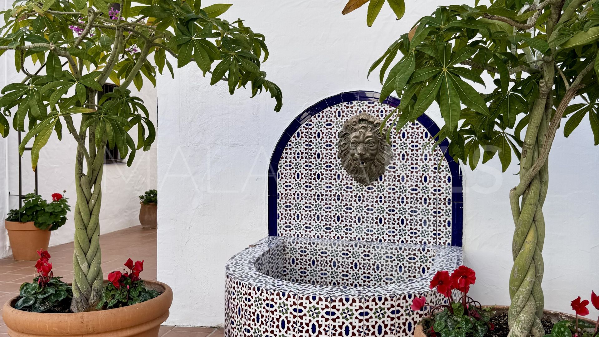 Markplanslägenhet for sale in La Maestranza
