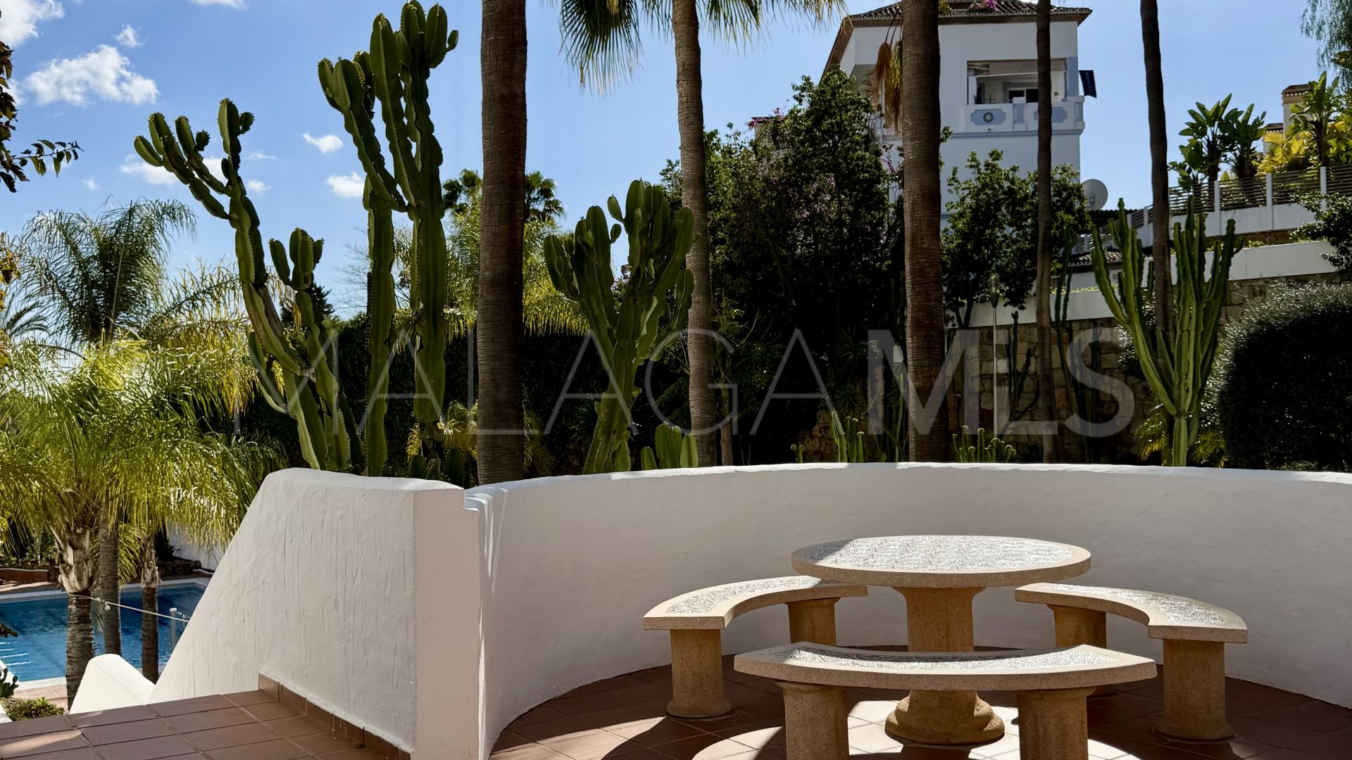 Markplanslägenhet for sale in La Maestranza