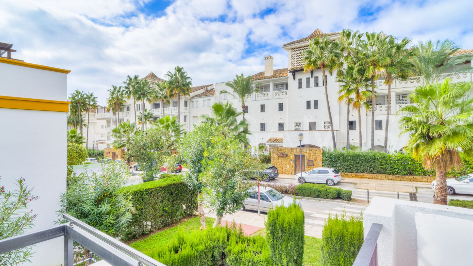 Reihenhaus for sale in Marbella Goldene Meile