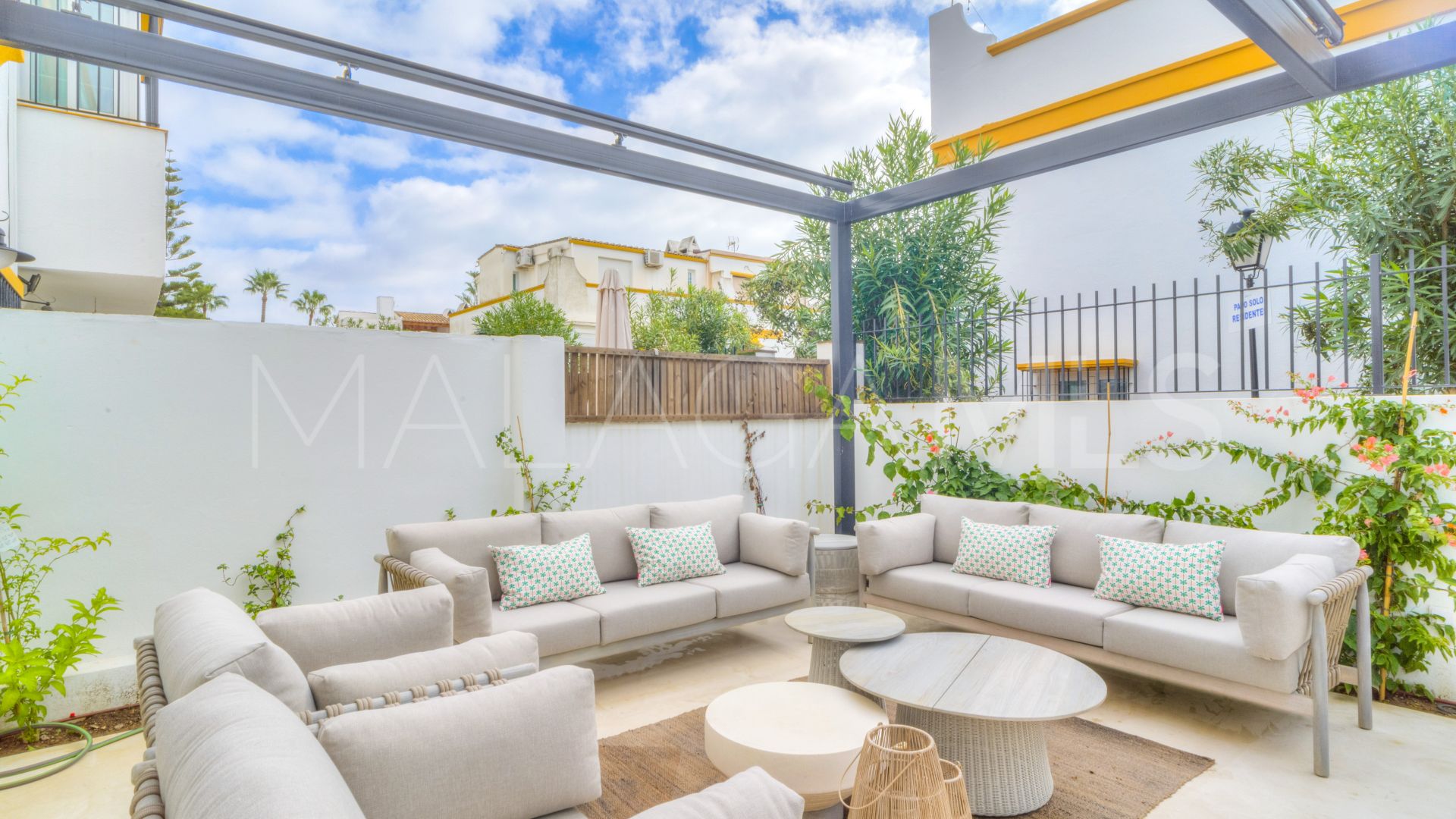 Reihenhaus for sale in Marbella Goldene Meile