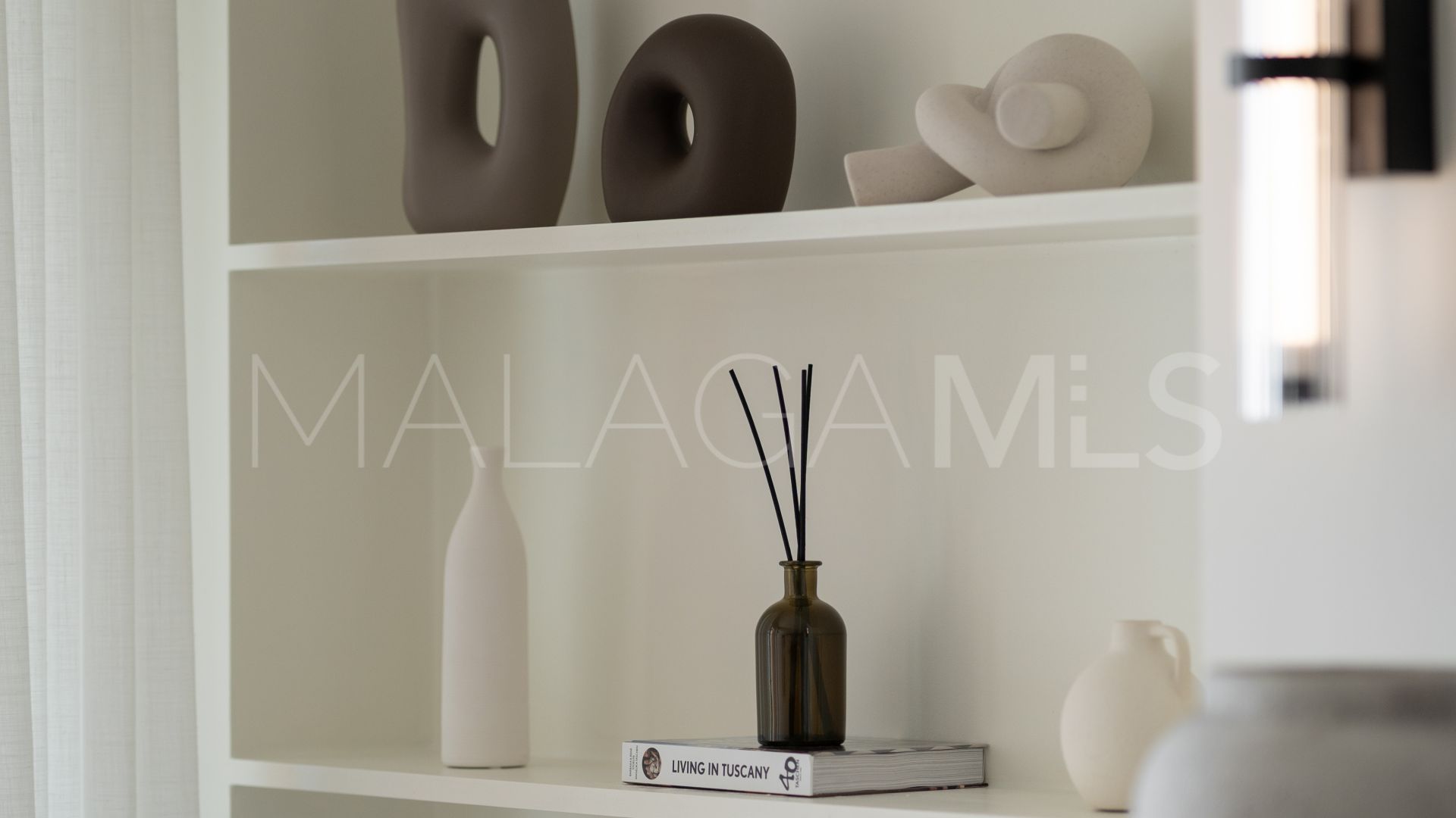 Duplex for sale in Monte Halcones