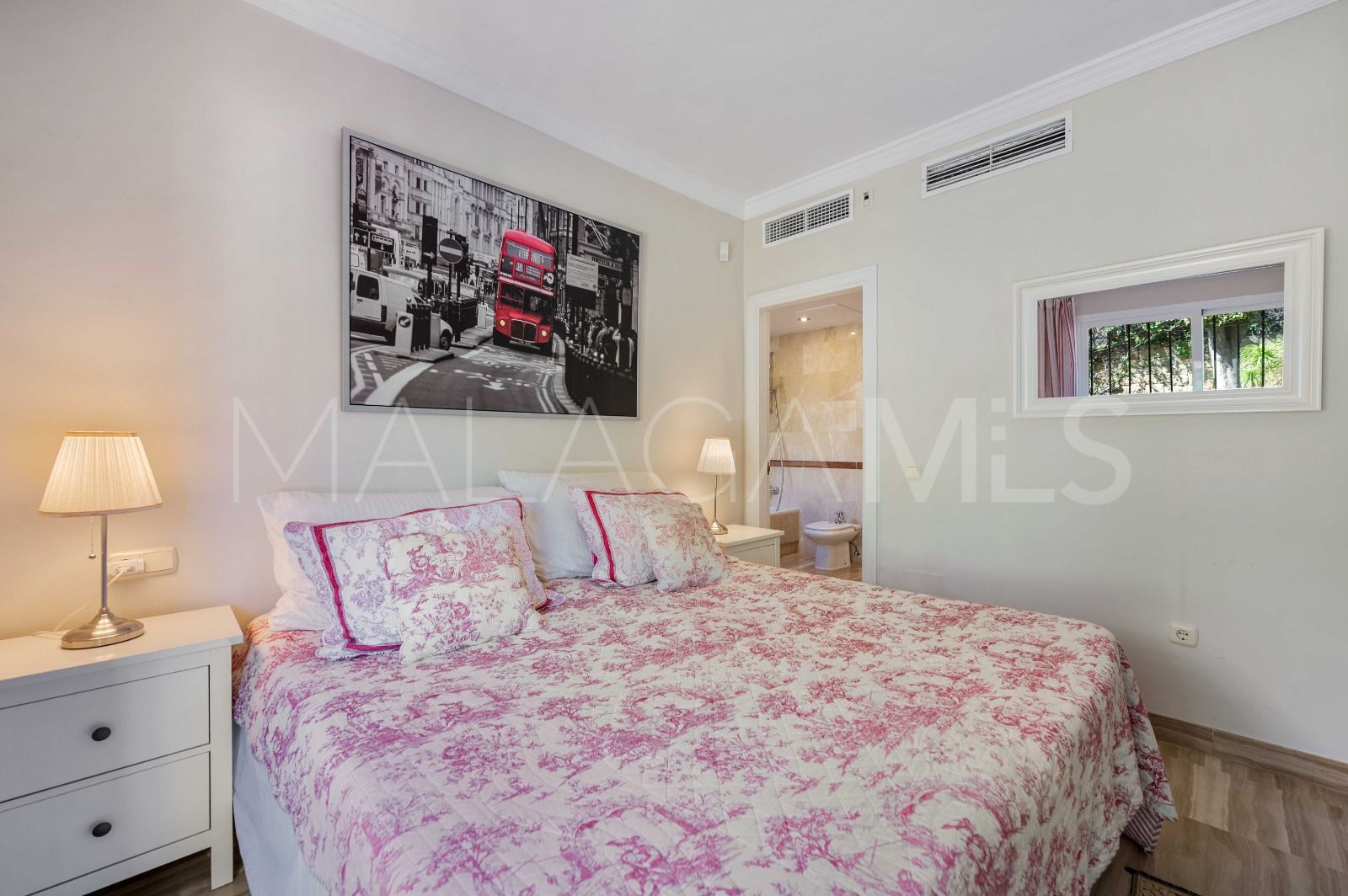 Apartamento for sale in Hacienda Elviria de 2 bedrooms