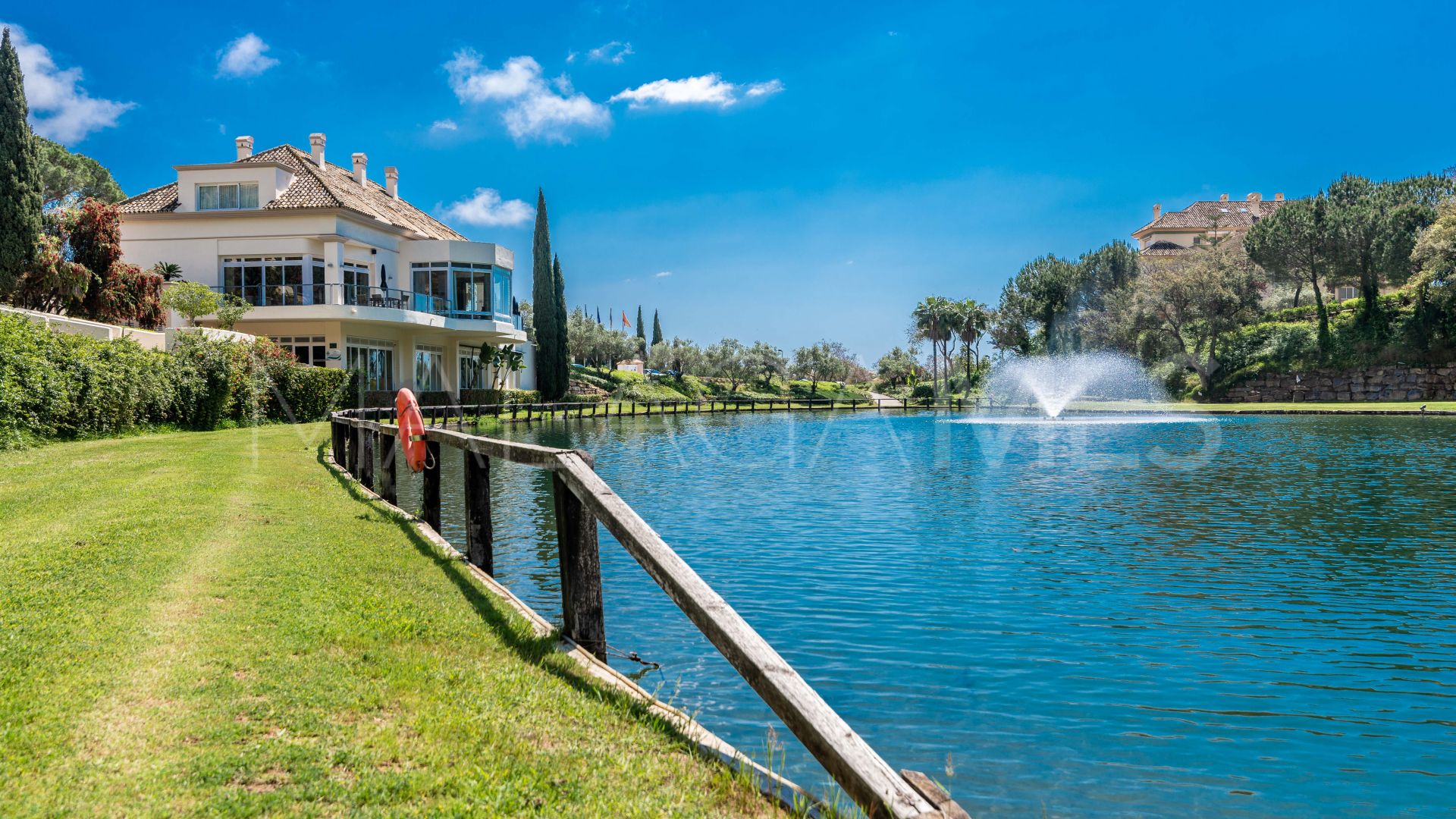 Zweistöckiges penthouse for sale in Elviria Hills