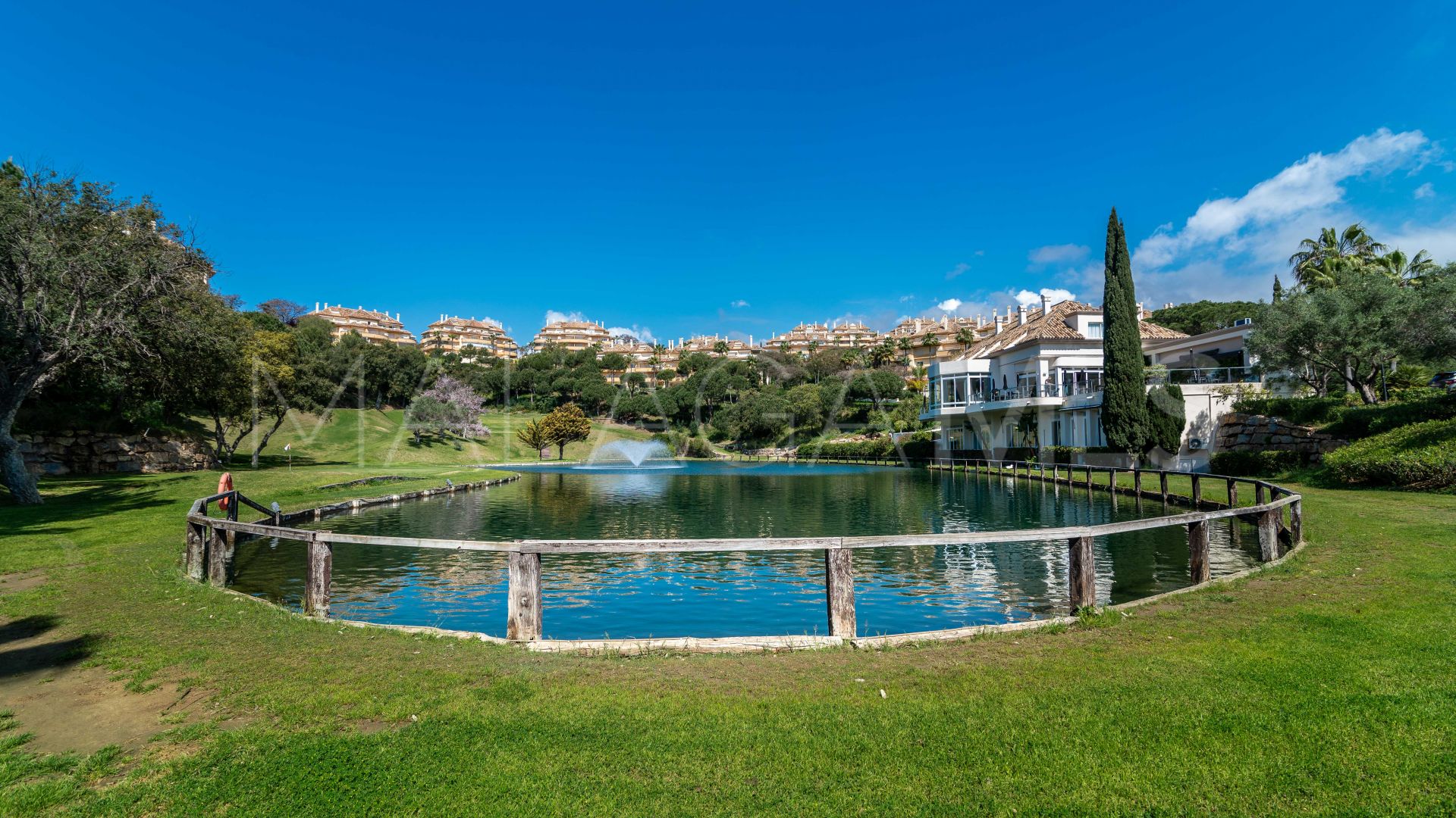 Zweistöckiges penthouse for sale in Elviria Hills