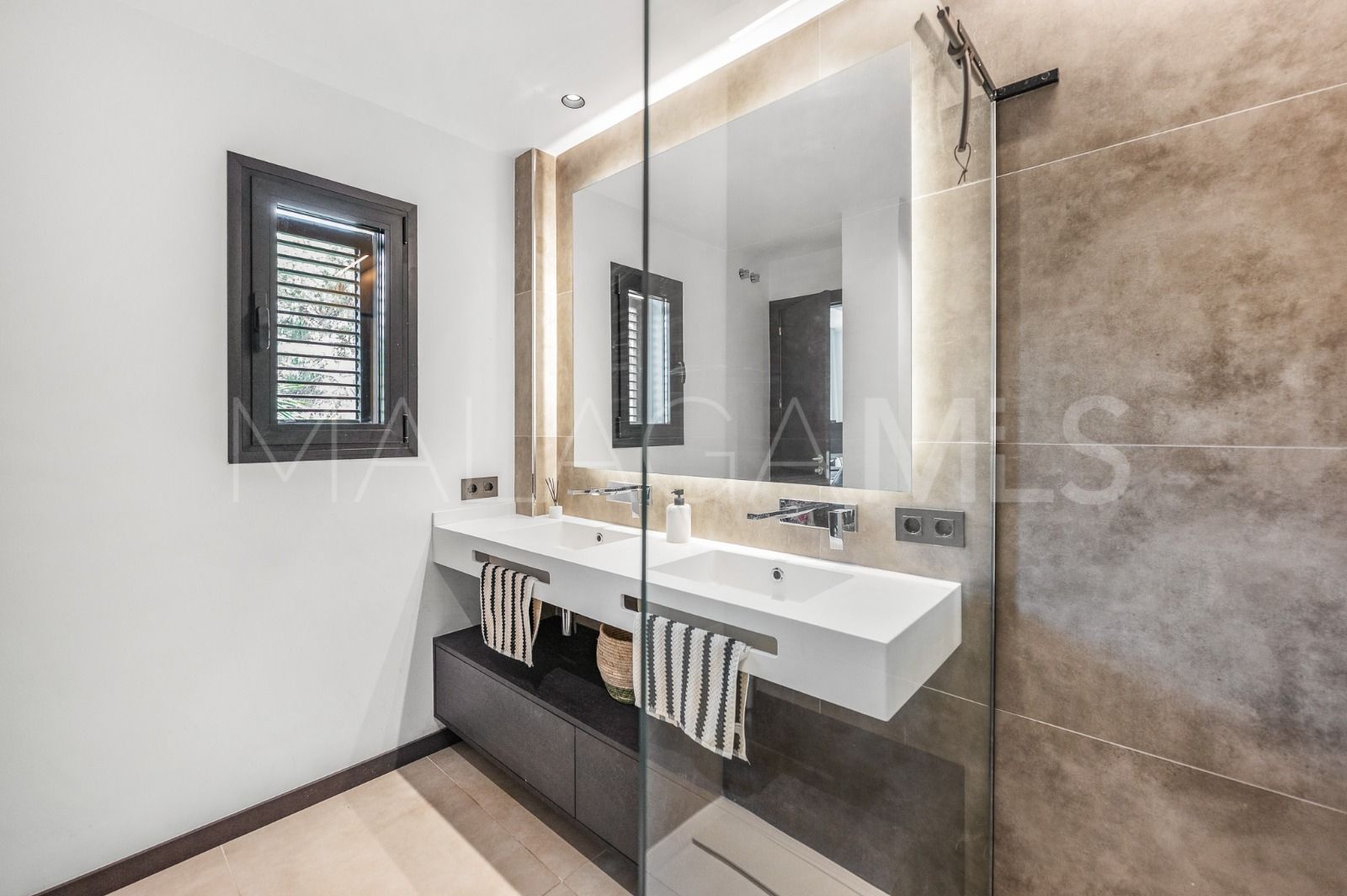 For sale apartment in Jardines de las Golondrinas