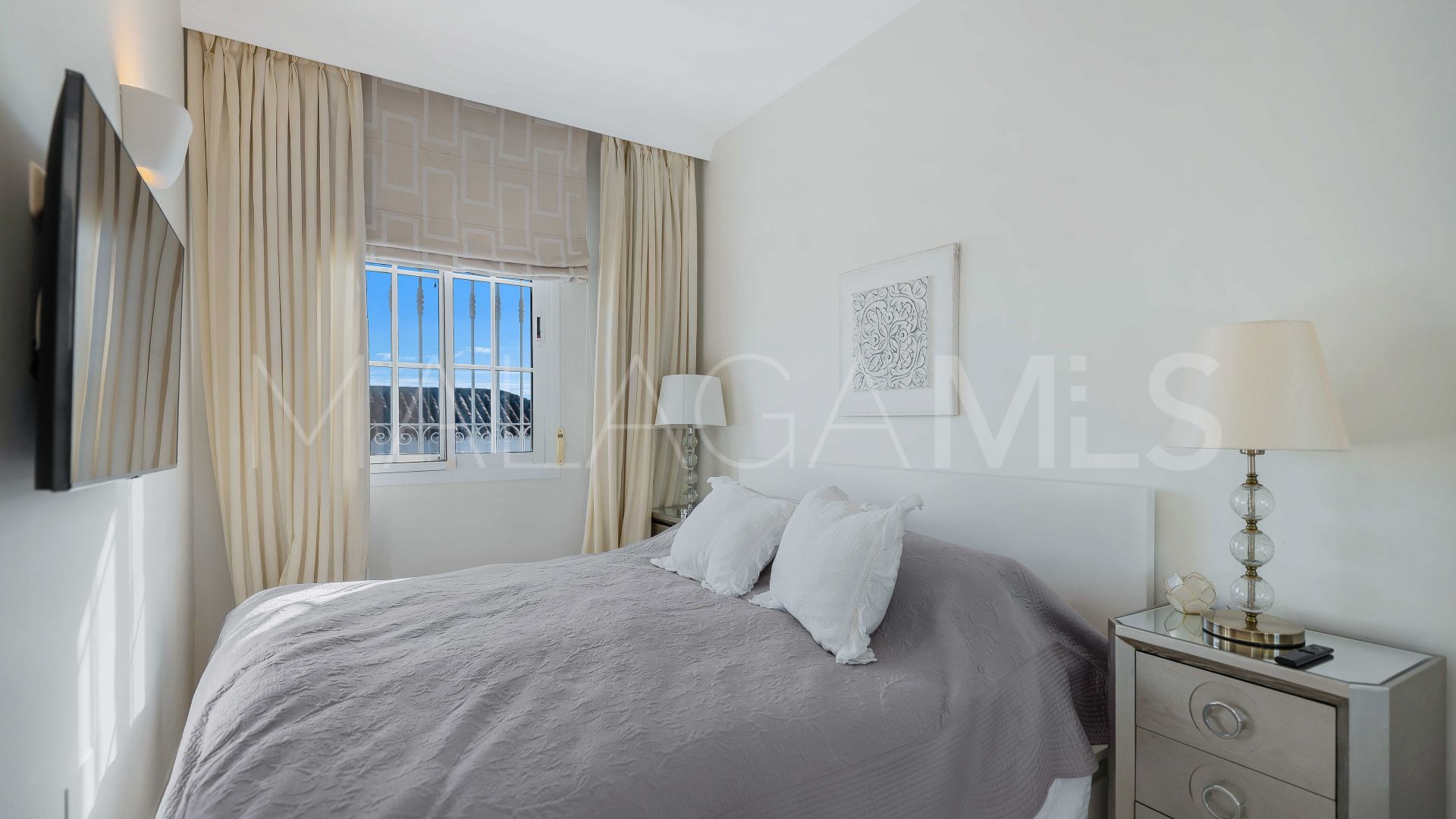 Hus i byn for sale in Elviria