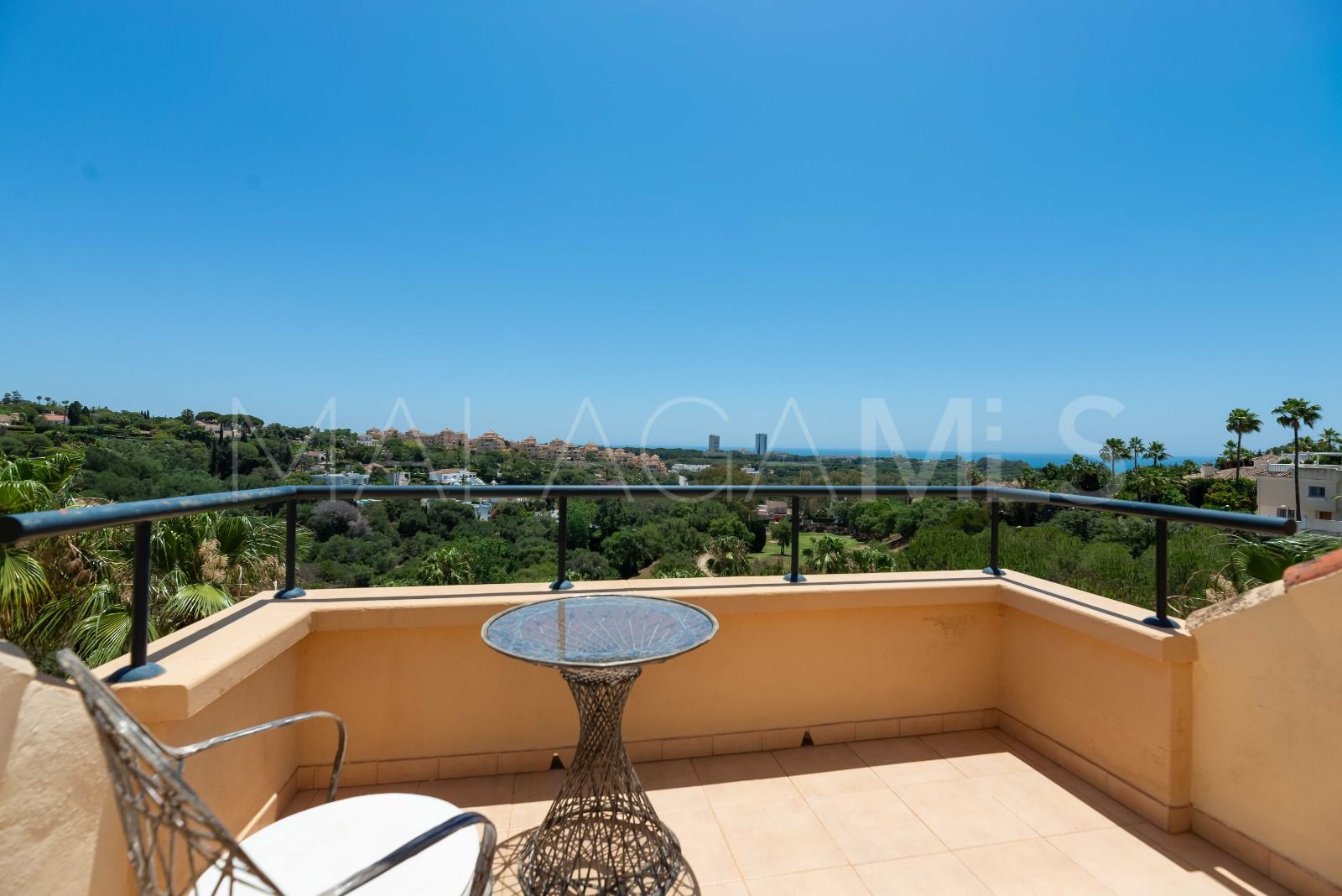 Zweistöckiges penthouse for sale in Elviria Hills