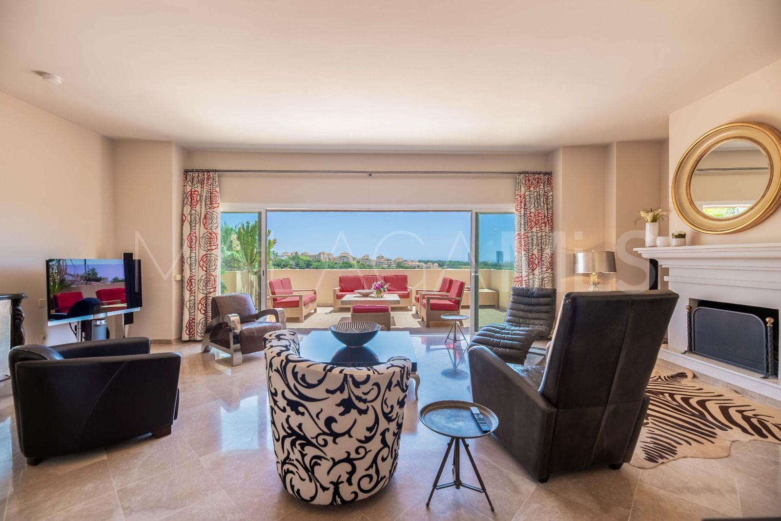 Zweistöckiges penthouse for sale in Elviria Hills