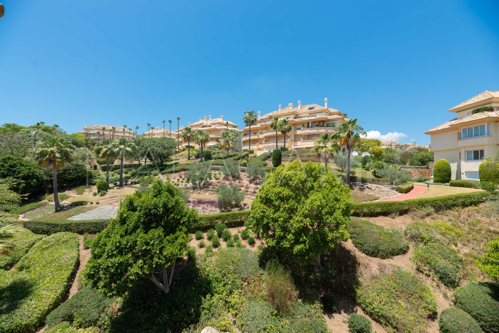 Zweistöckiges penthouse for sale in Elviria Hills