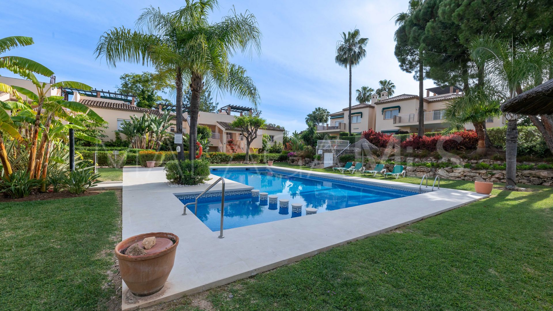 Buy penthouse in Pueblo de Las Brisas with 3 bedrooms