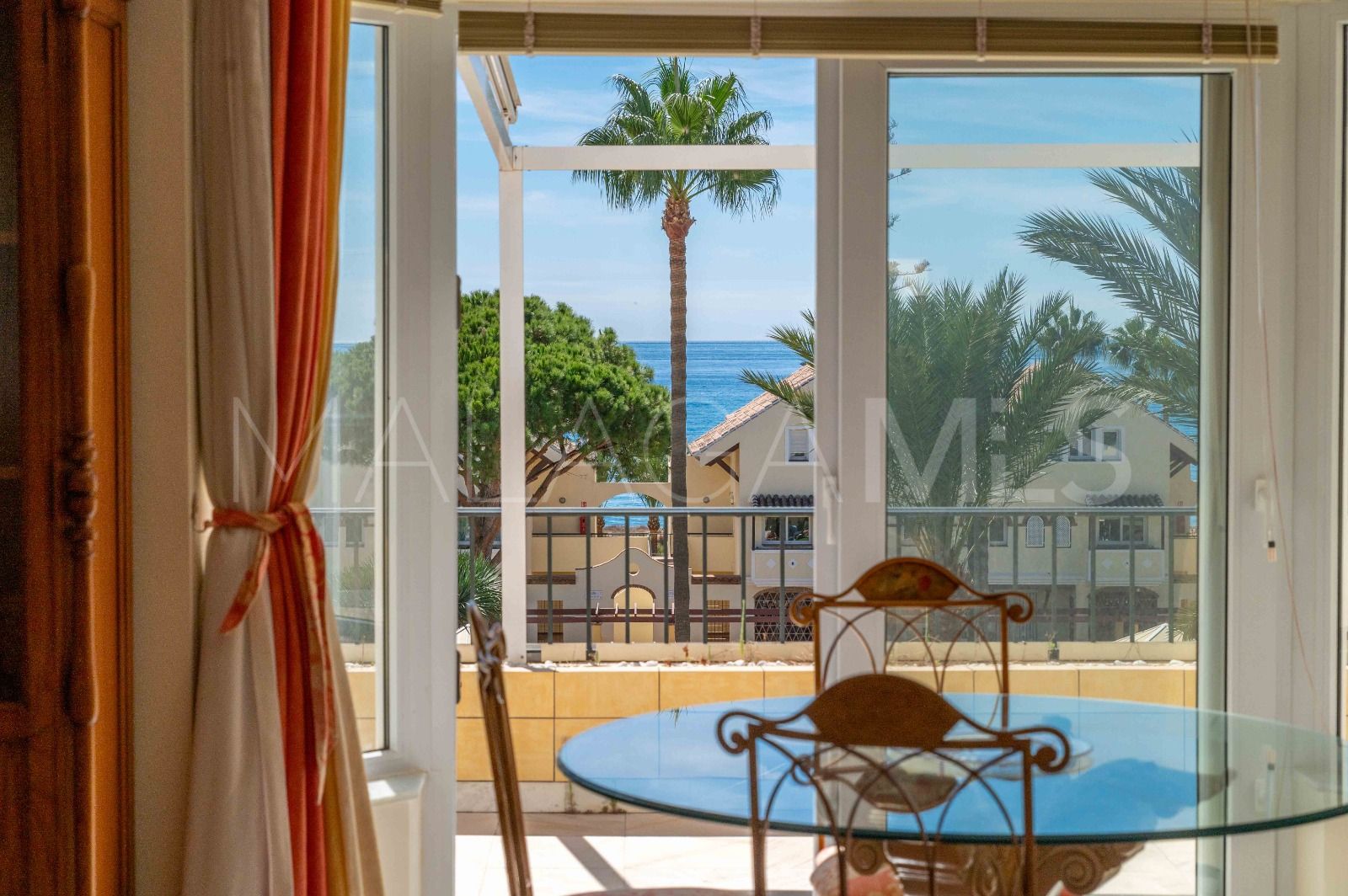 Duplex penthouse for sale in White Pearl Beach