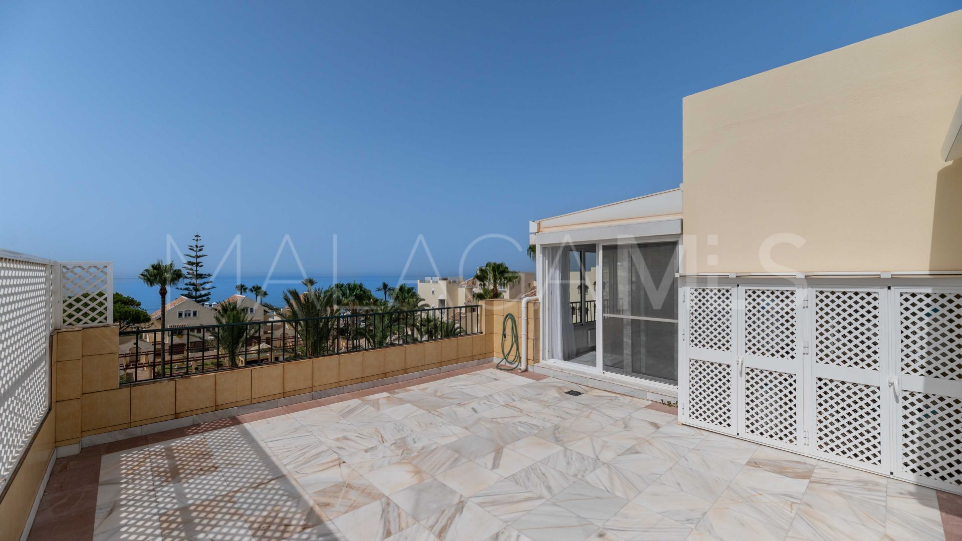 White Pearl Beach, atico duplex a la venta de 3 bedrooms