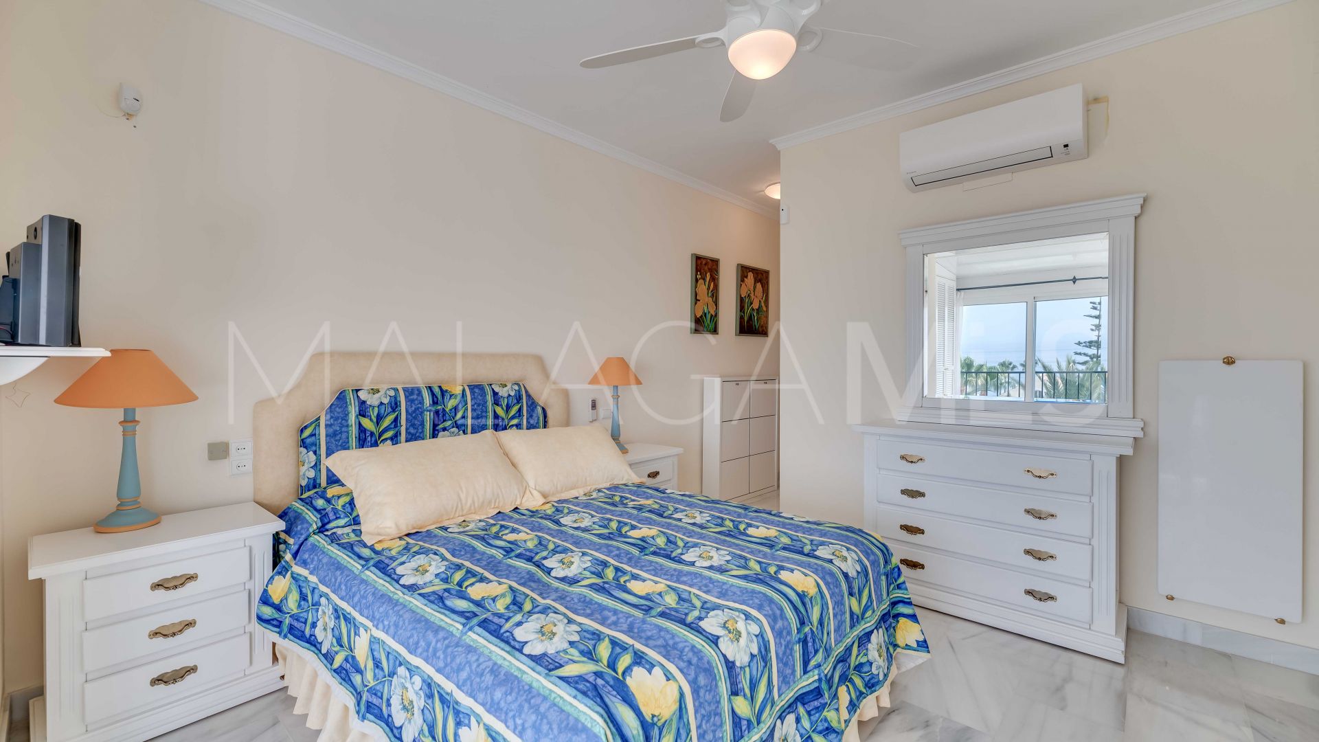 White Pearl Beach, atico duplex a la venta de 3 bedrooms