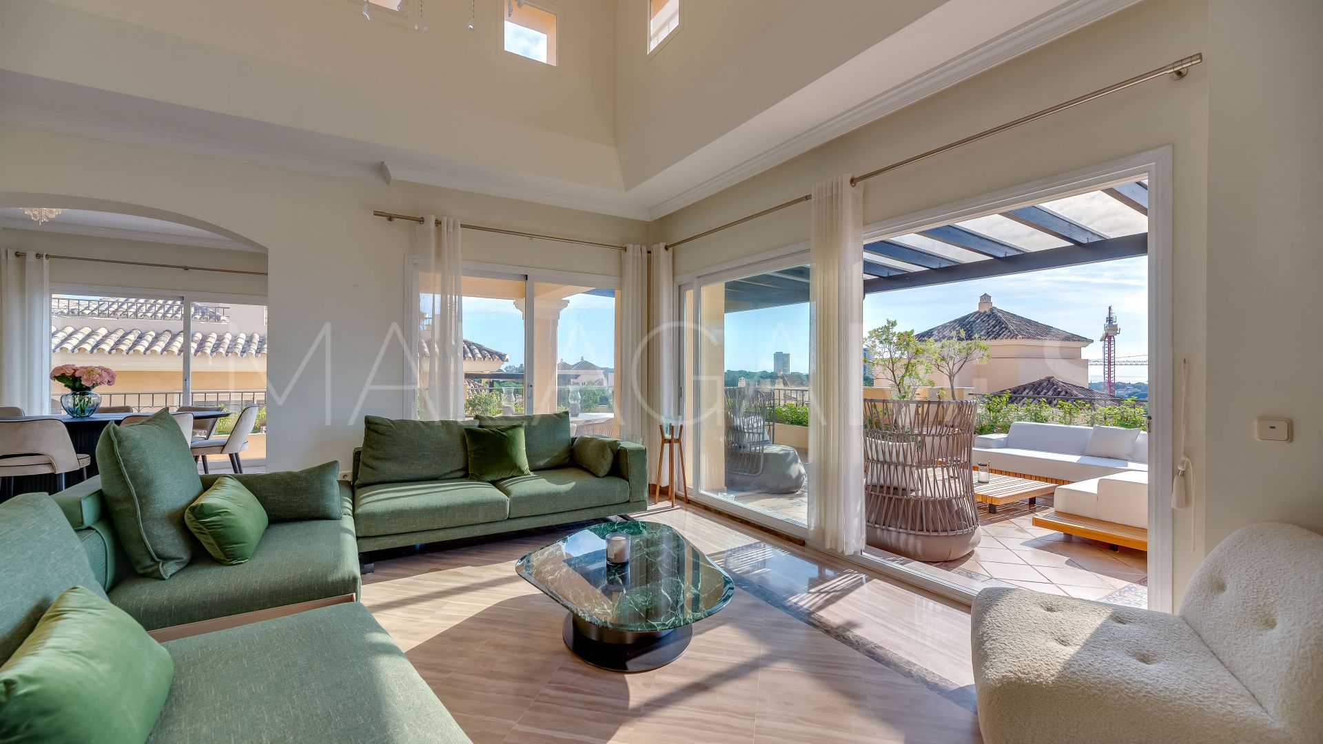 Duplex penthouse for sale in Hacienda Elviria