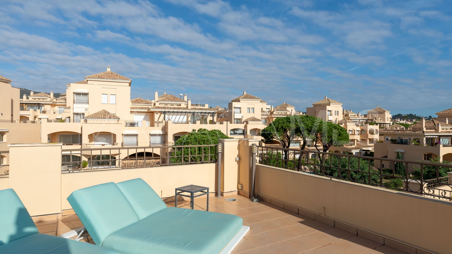 Buy Hacienda Elviria 4 bedrooms duplex penthouse