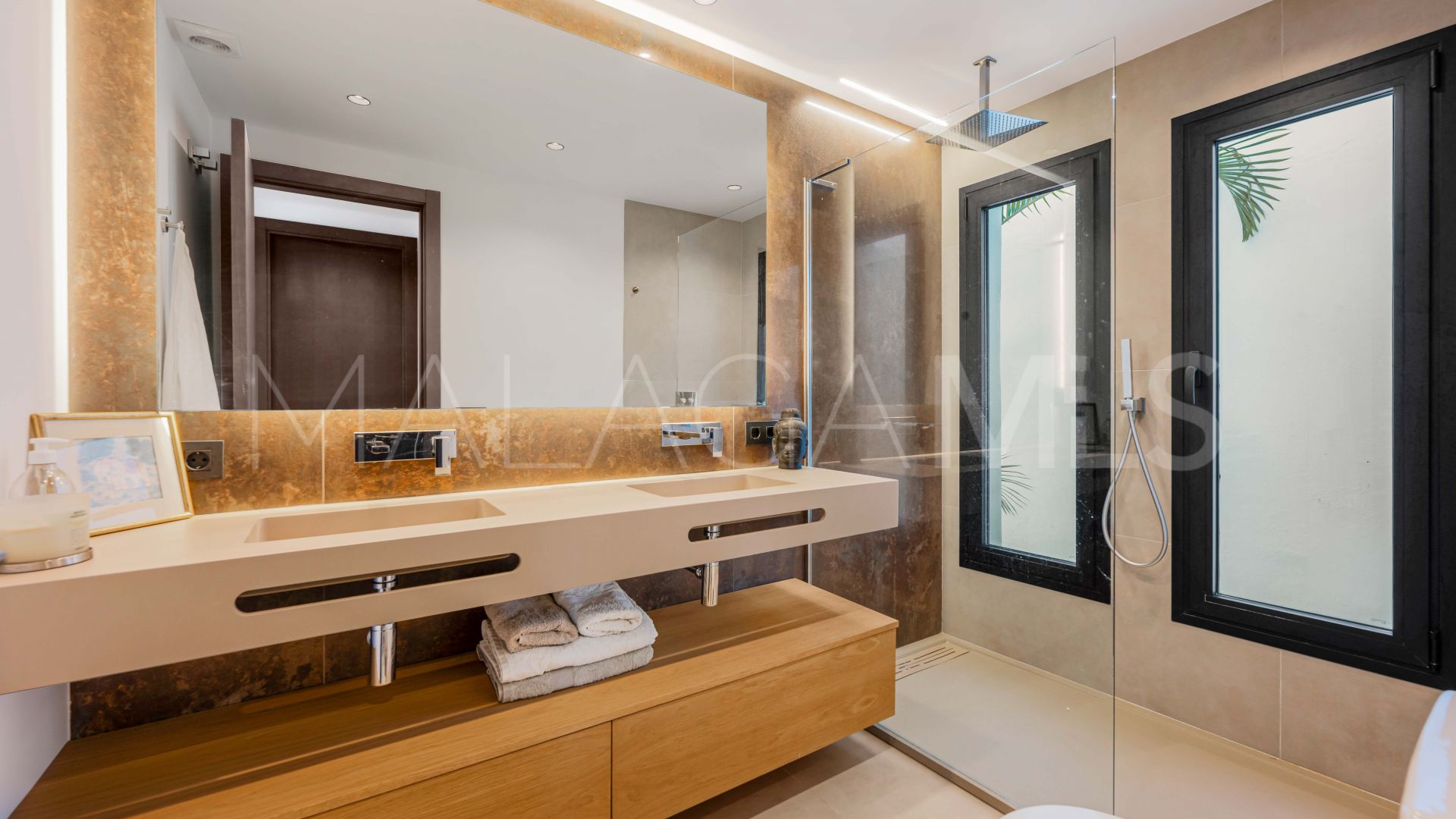 Haus for sale in Cerrado de Elviria