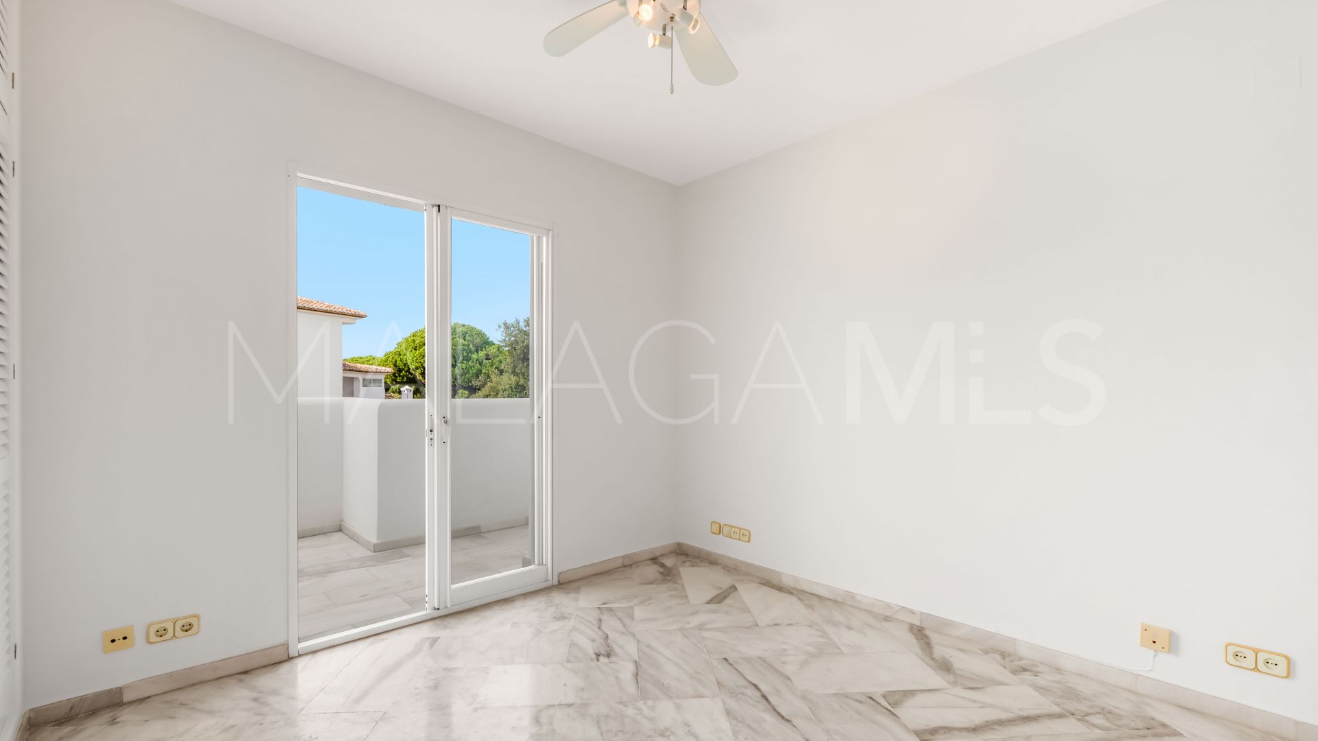 Apartamento for sale in Elviria