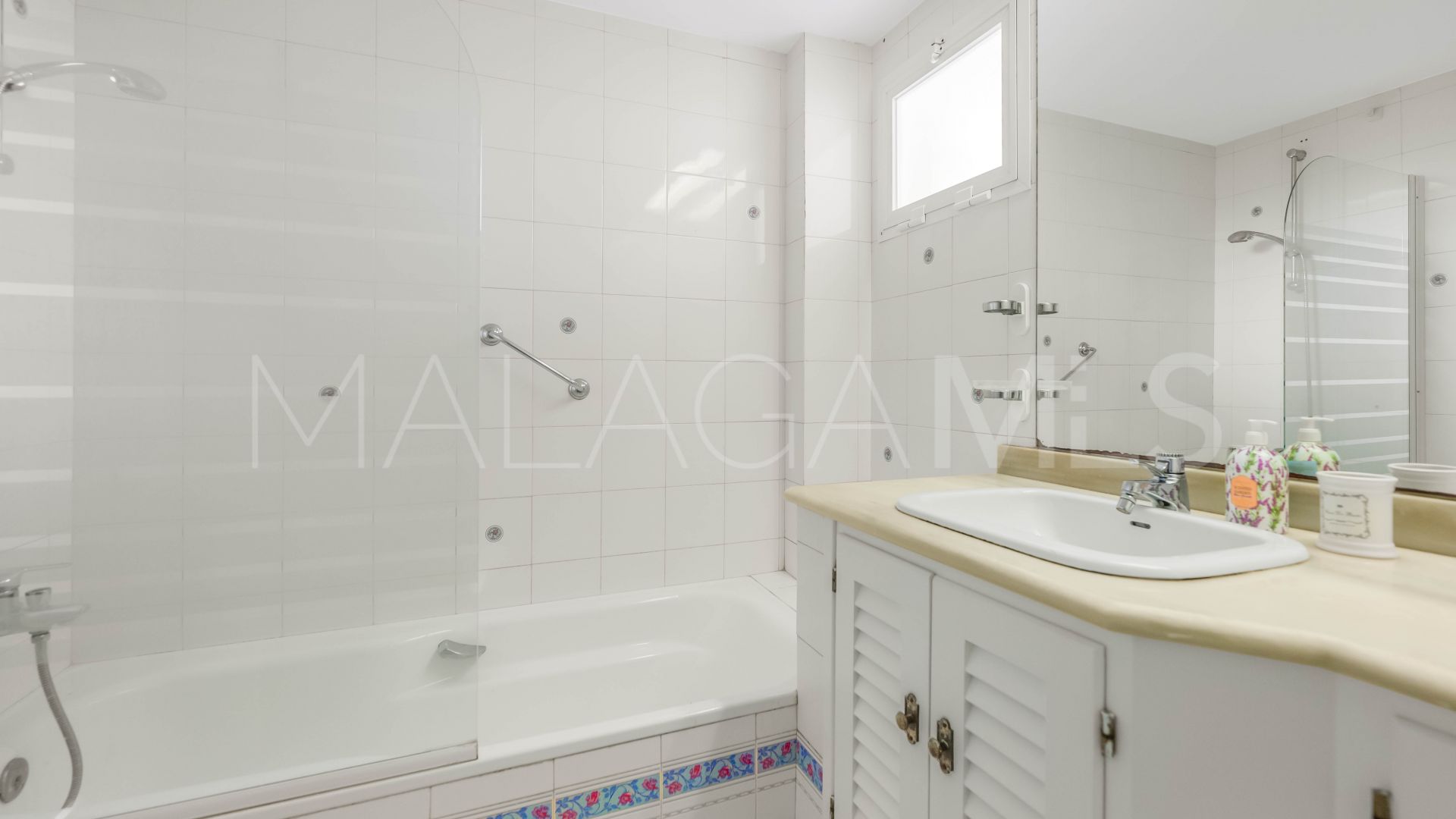 Apartamento for sale in Elviria