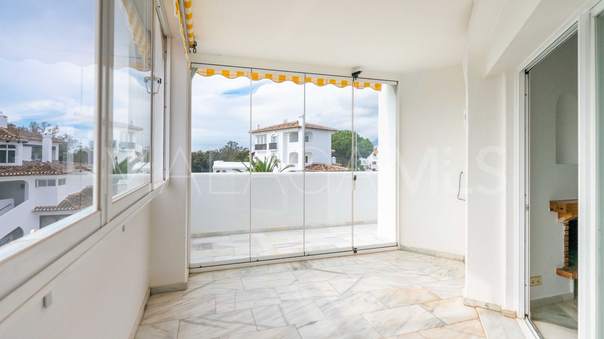 Apartamento for sale in Elviria