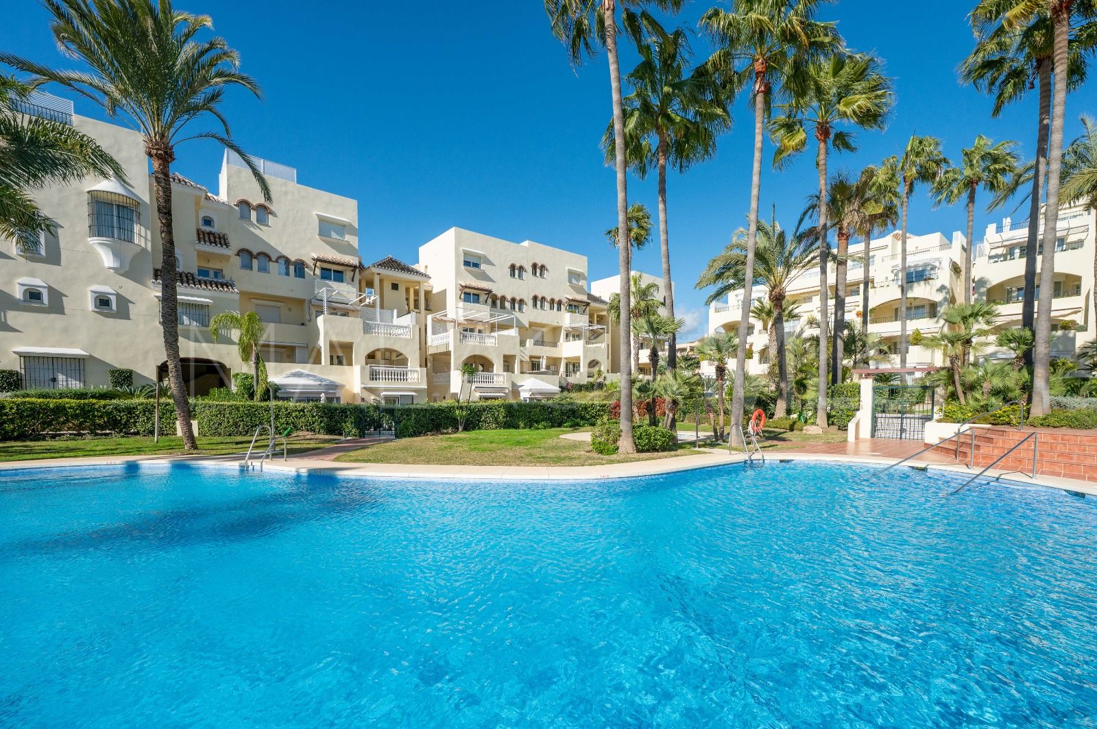 Lägenhet for sale in White Pearl Beach