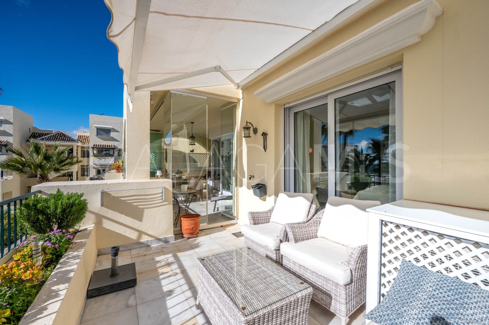 Lägenhet for sale in White Pearl Beach