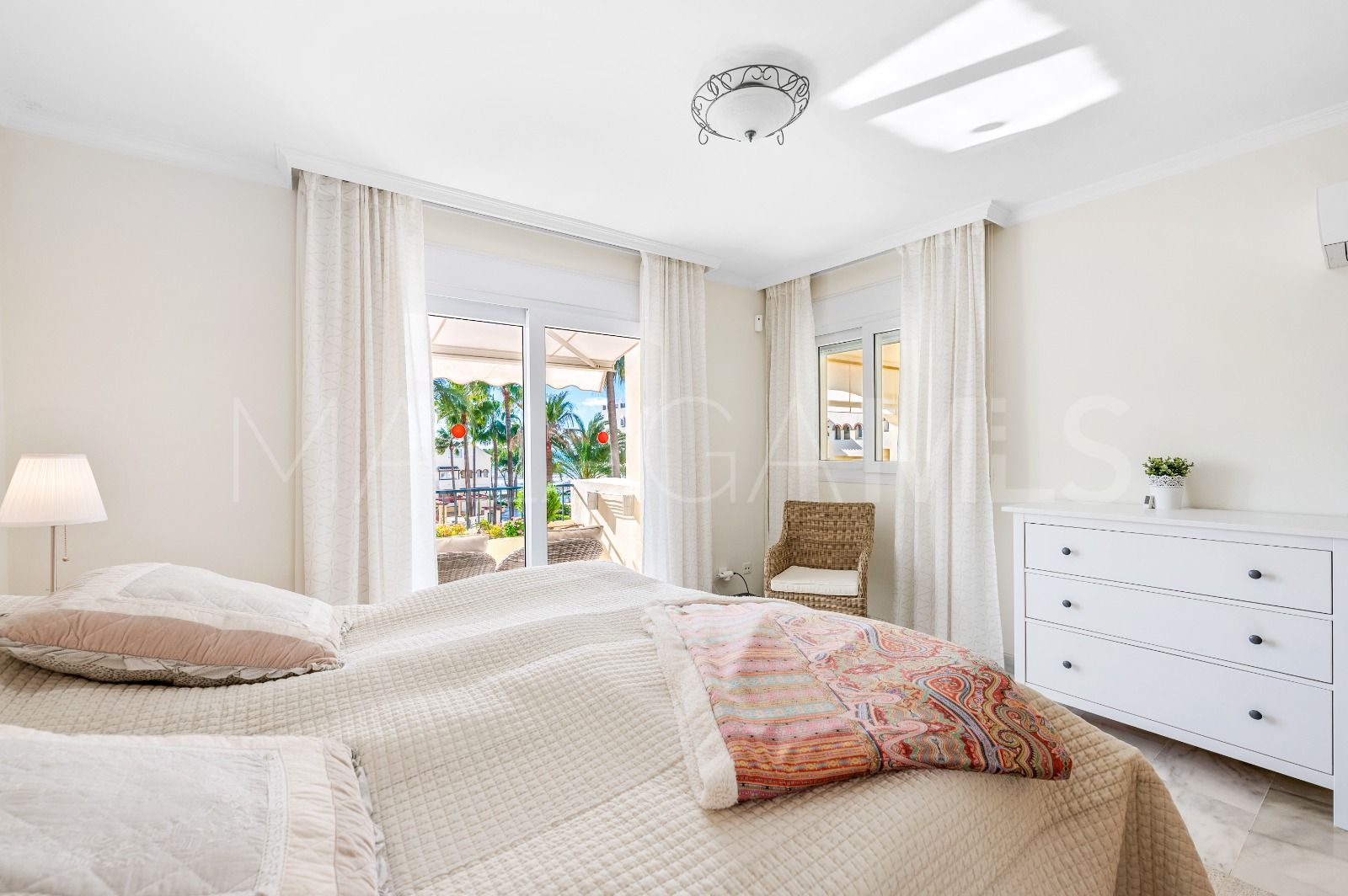 Lägenhet for sale in White Pearl Beach