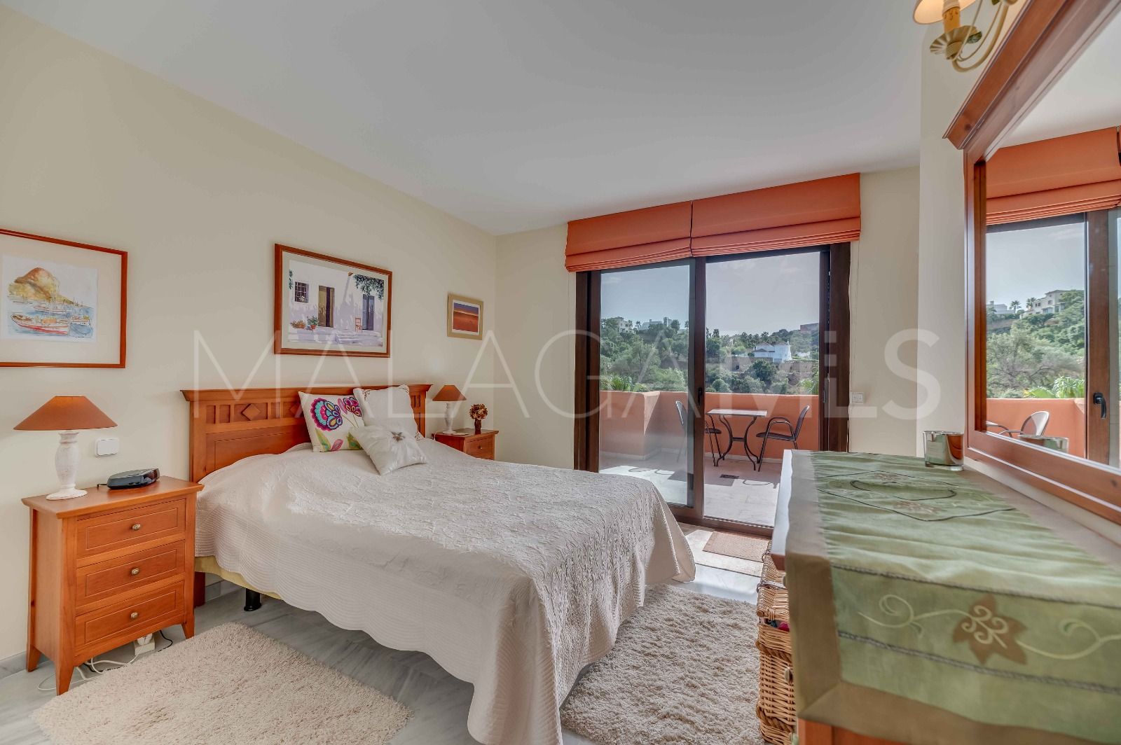 La Mairena apartment for sale