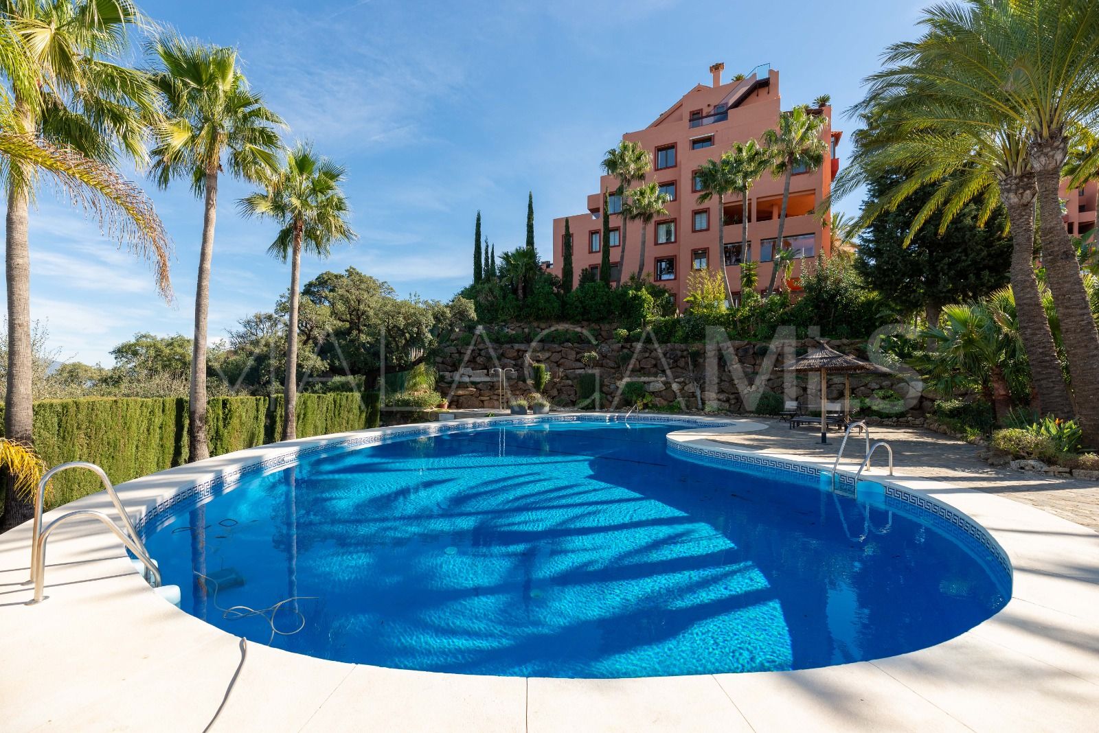 La Mairena apartment for sale