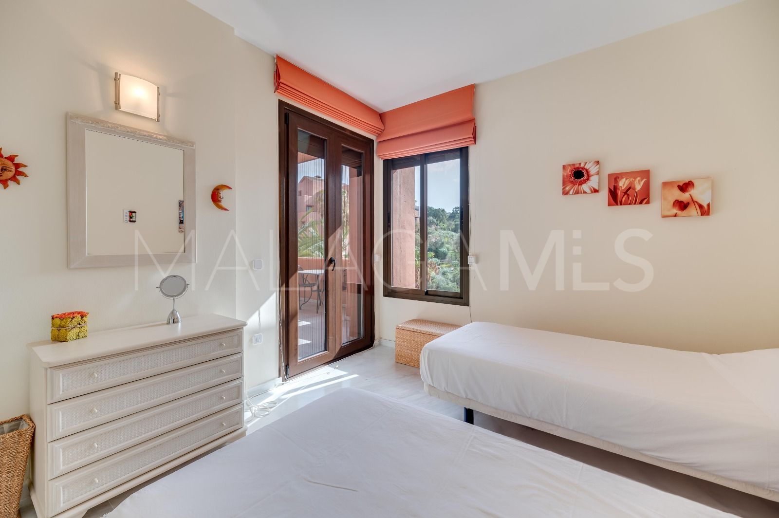 La Mairena apartment for sale