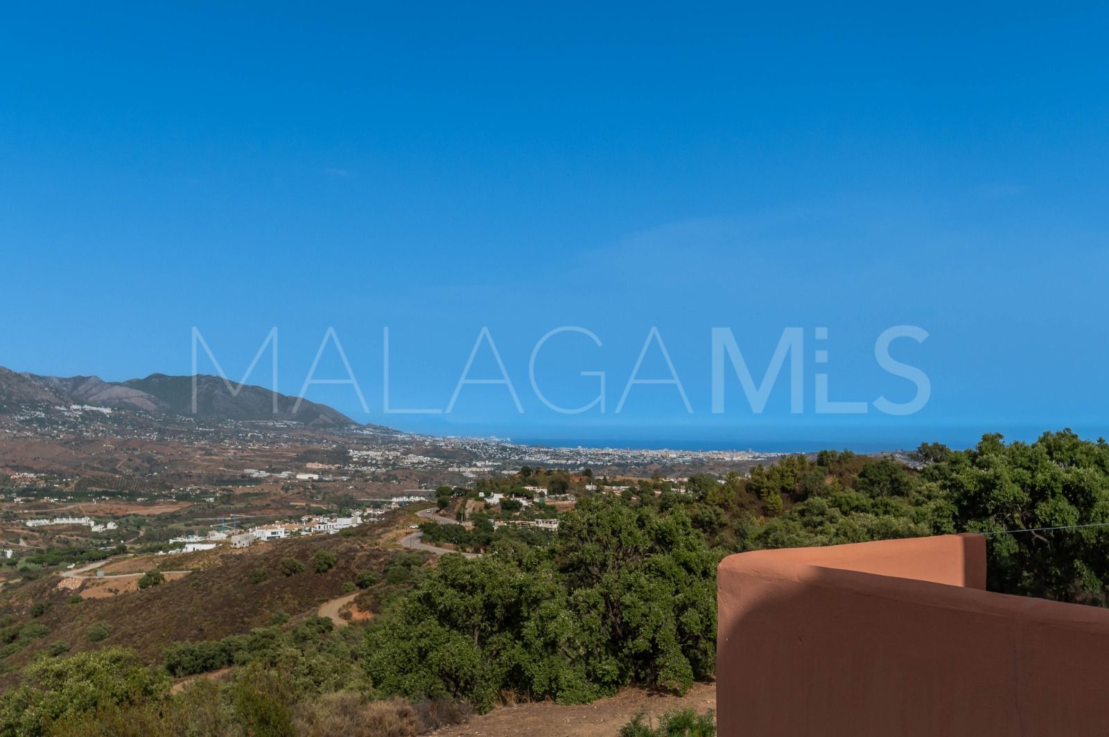 La Mairena apartment for sale