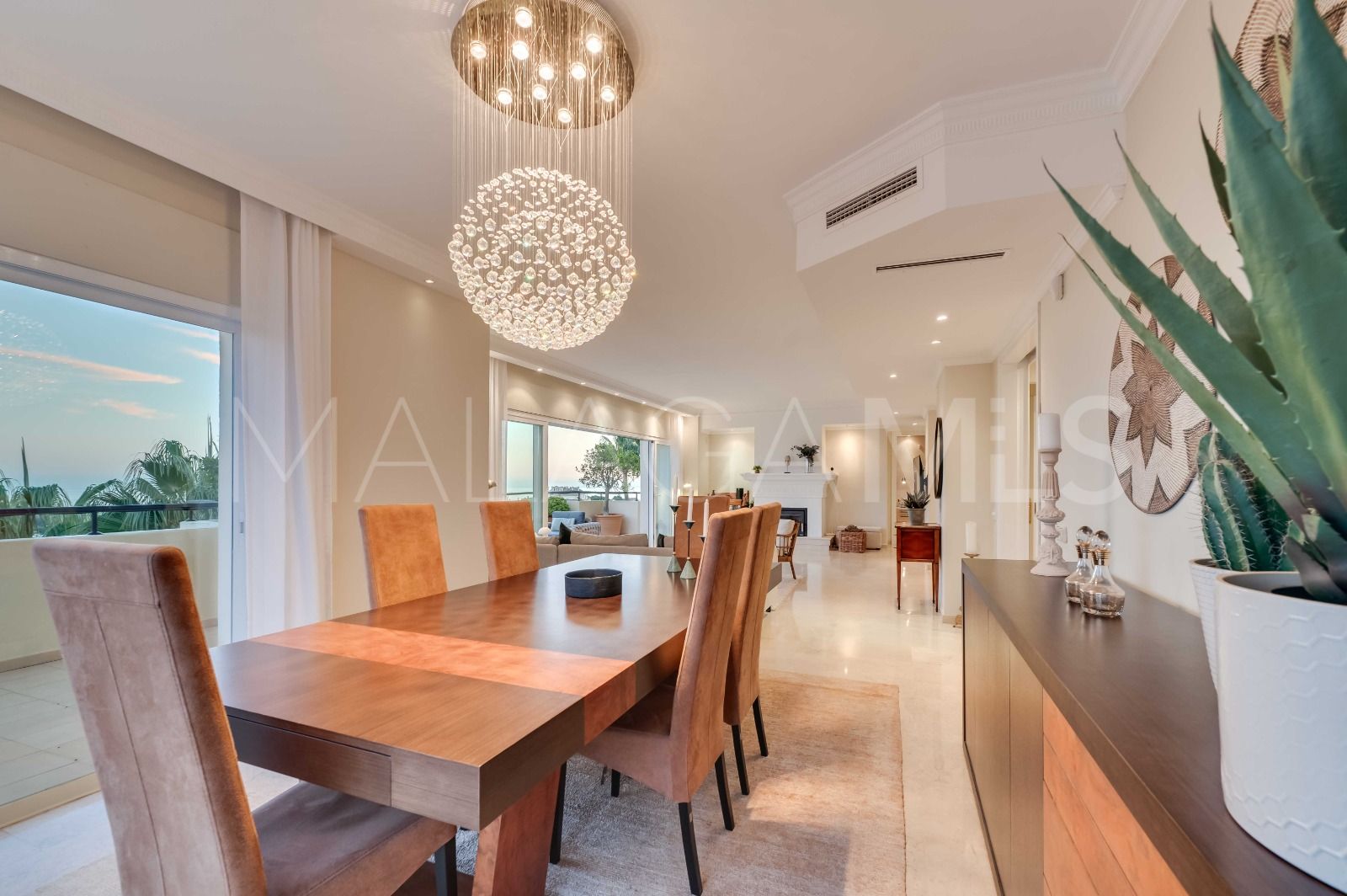 Duplex penthouse for sale in Elviria Hills