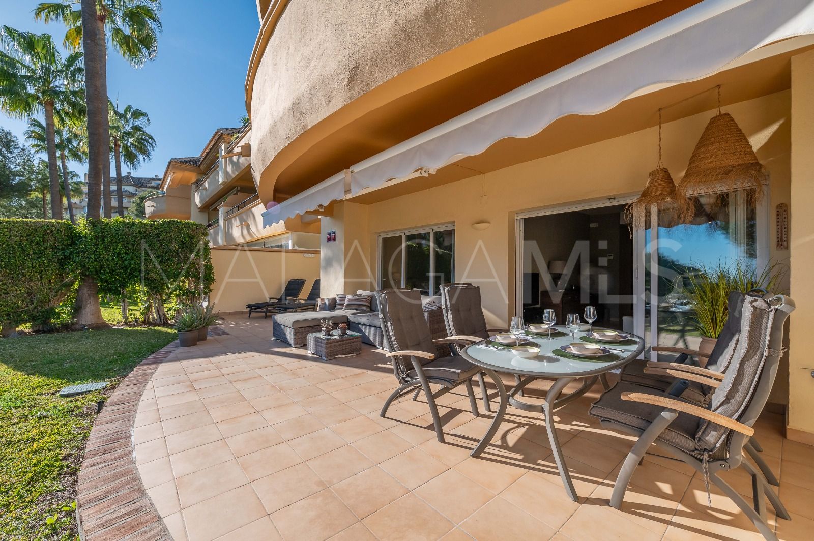 2 bedrooms ground floor apartment for sale in Elviria Hills