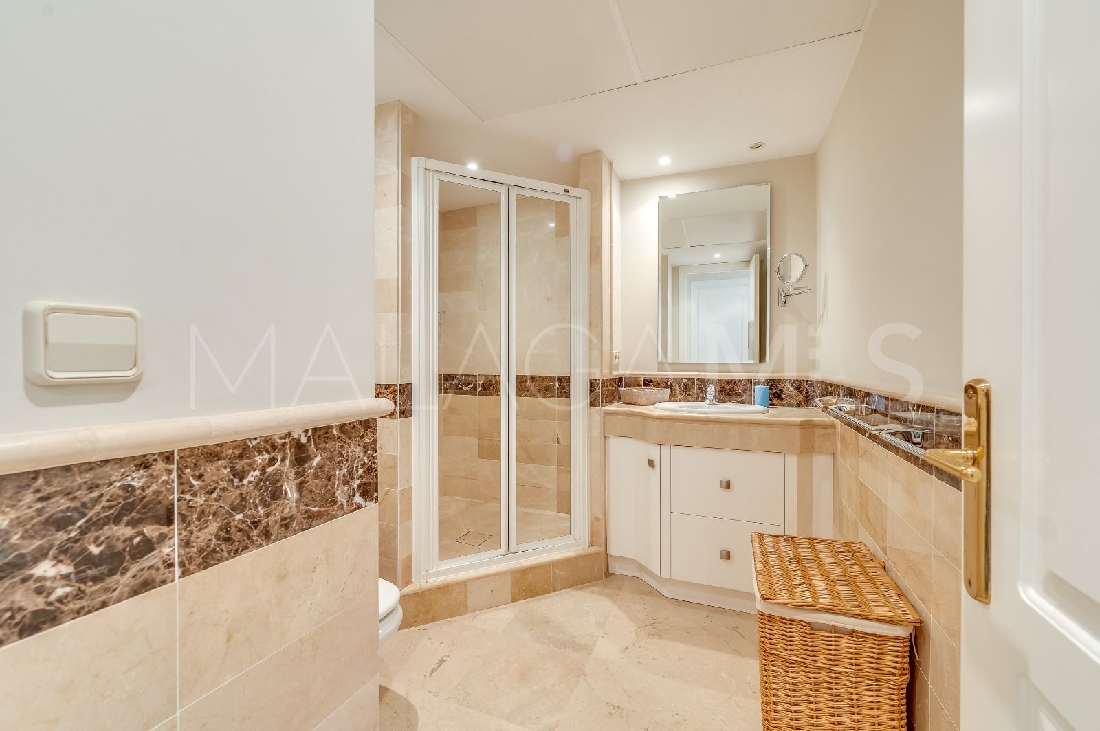 Lägenhet for sale in Elviria Hills