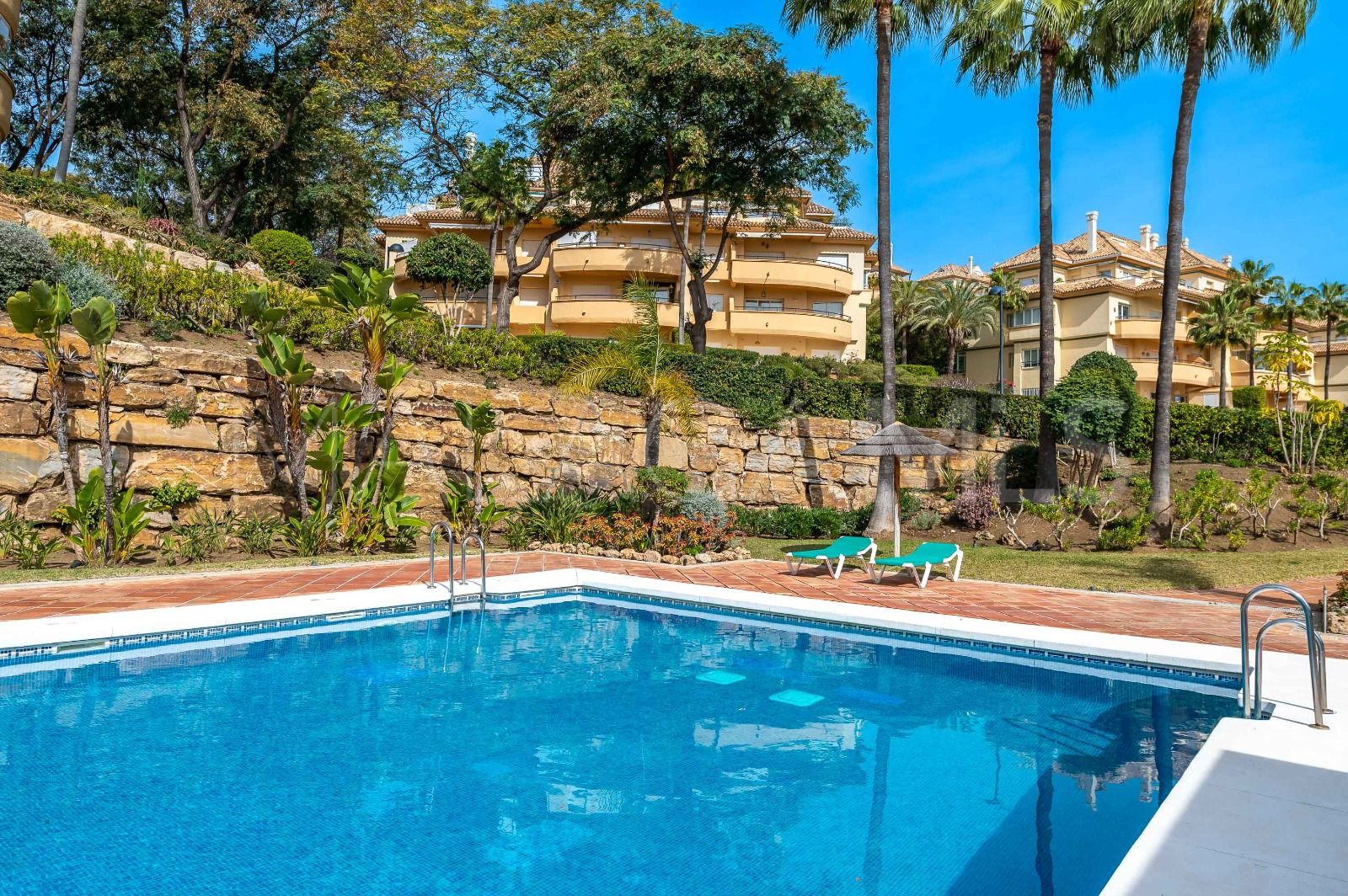 Lägenhet for sale in Elviria Hills