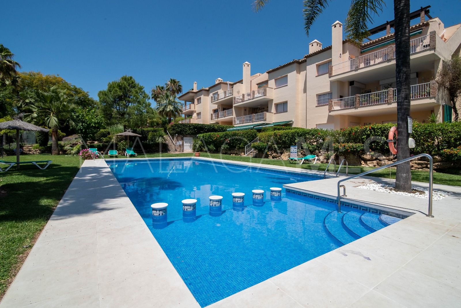 For sale Pueblo de Las Brisas apartment with 3 bedrooms