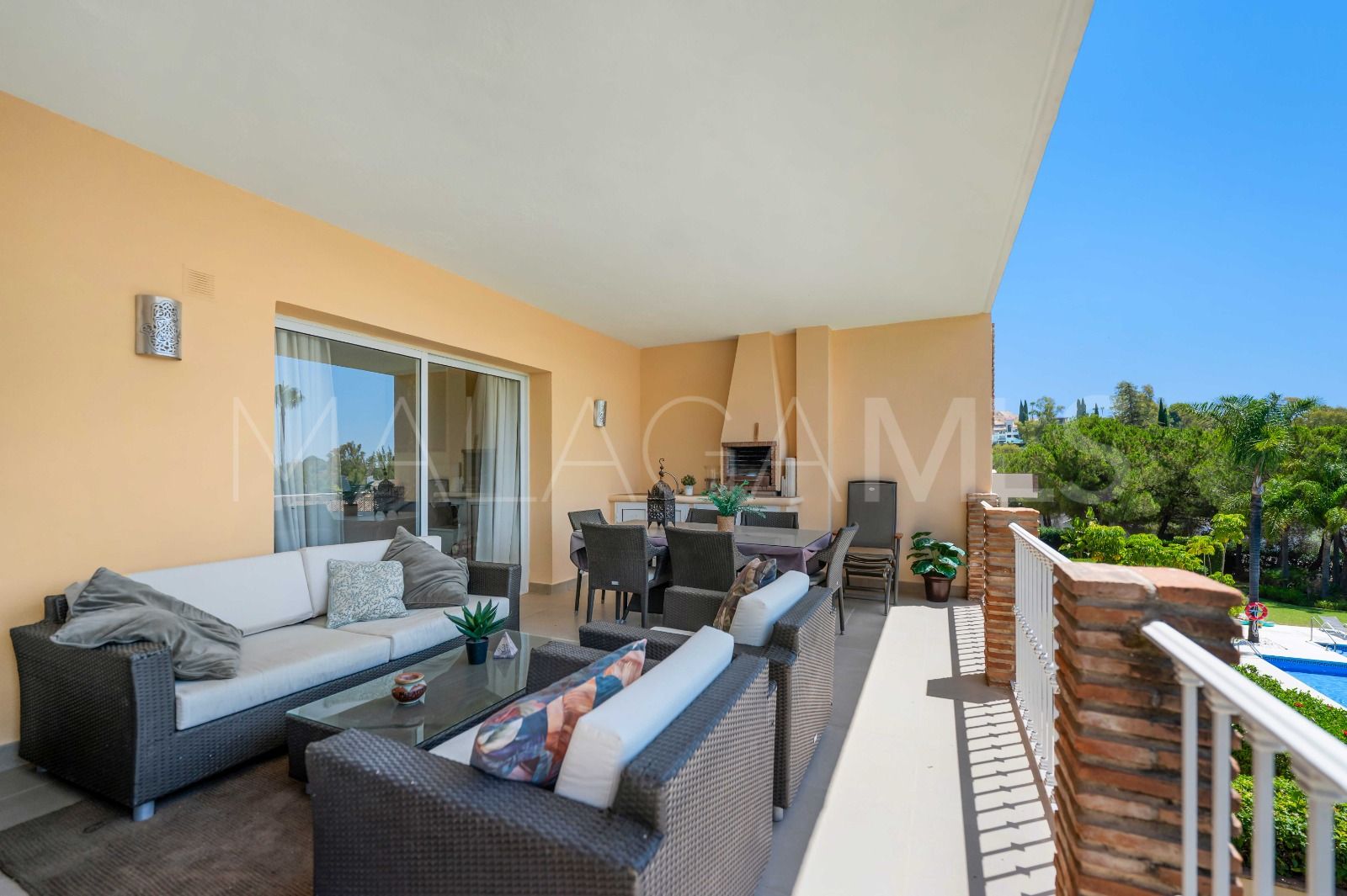 For sale Pueblo de Las Brisas apartment with 3 bedrooms