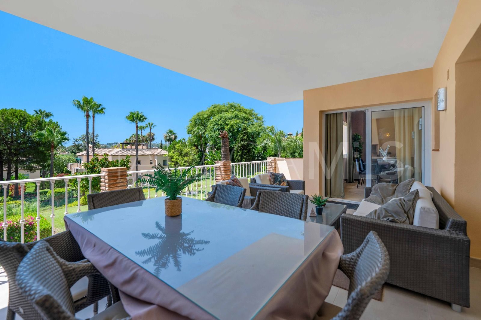 For sale Pueblo de Las Brisas apartment with 3 bedrooms