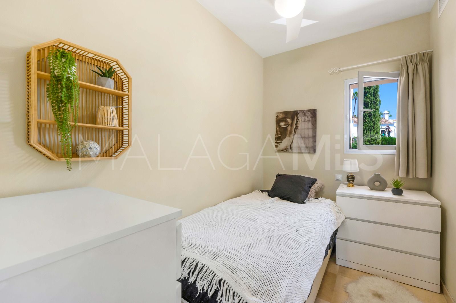 For sale Pueblo de Las Brisas apartment with 3 bedrooms
