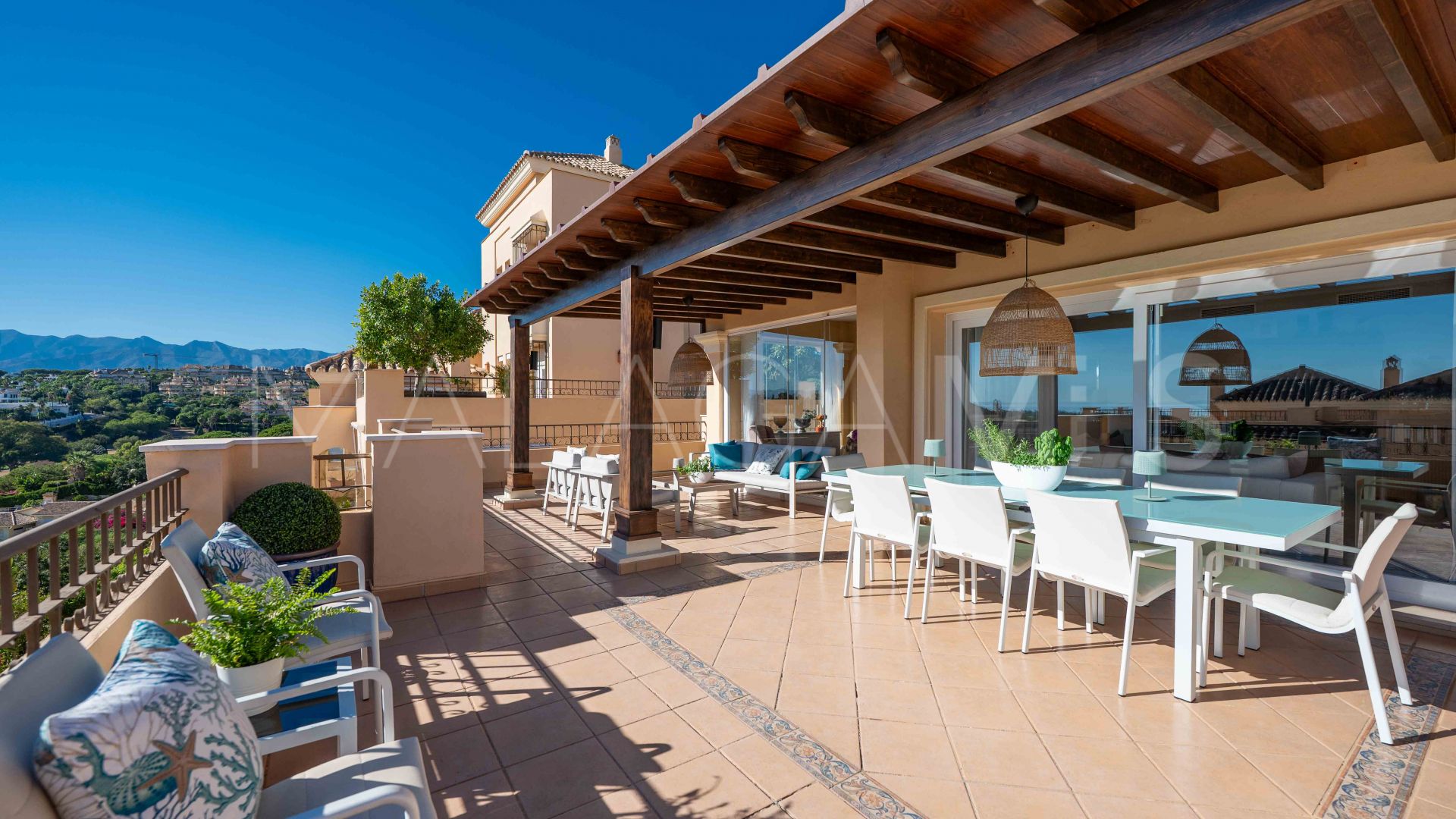 Tvåvånings takvåning for sale in Hacienda Elviria