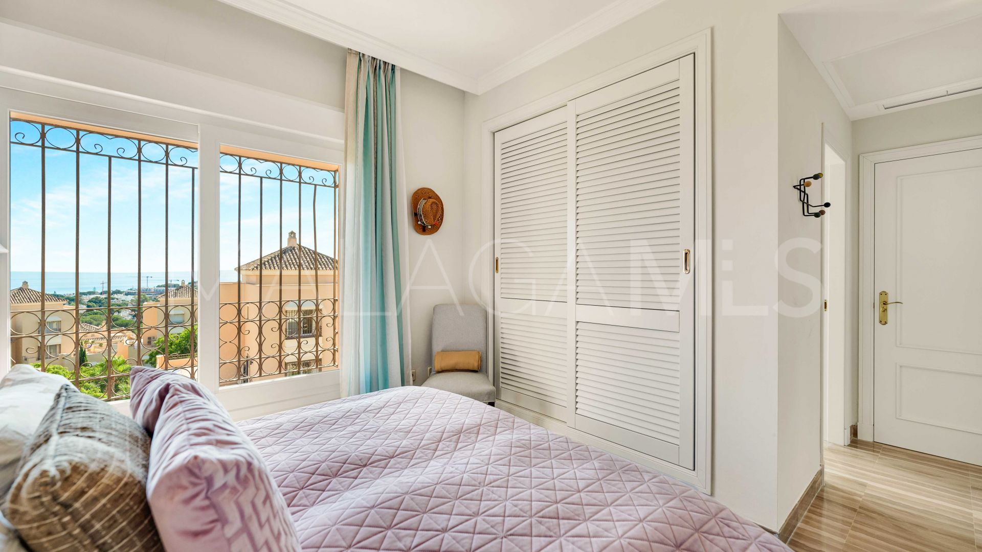 For sale Hacienda Elviria duplex penthouse