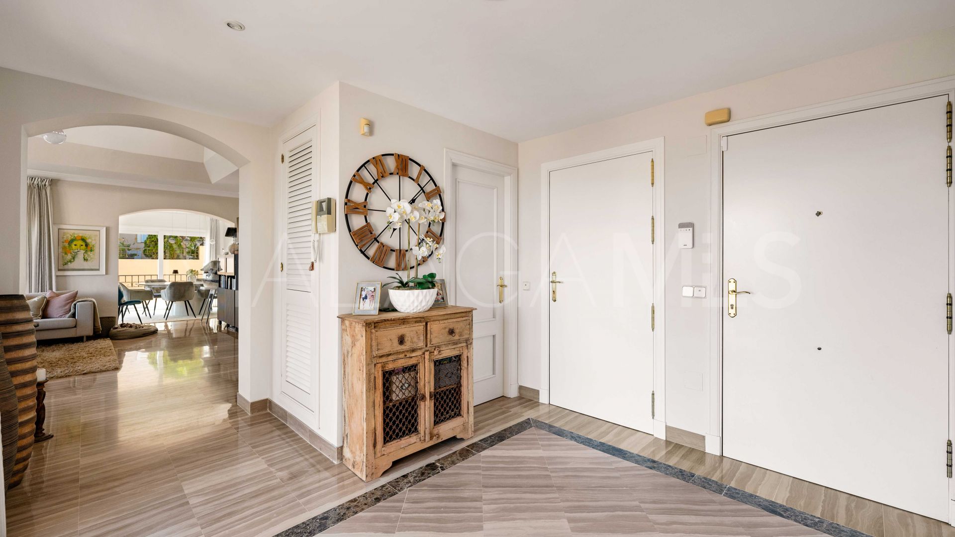 For sale Hacienda Elviria duplex penthouse