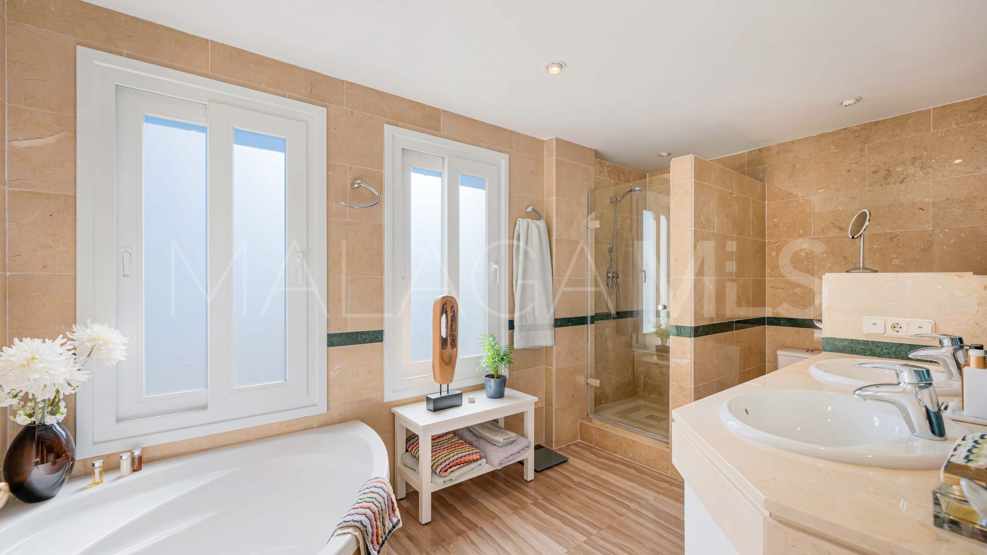 Tvåvånings takvåning for sale in Hacienda Elviria