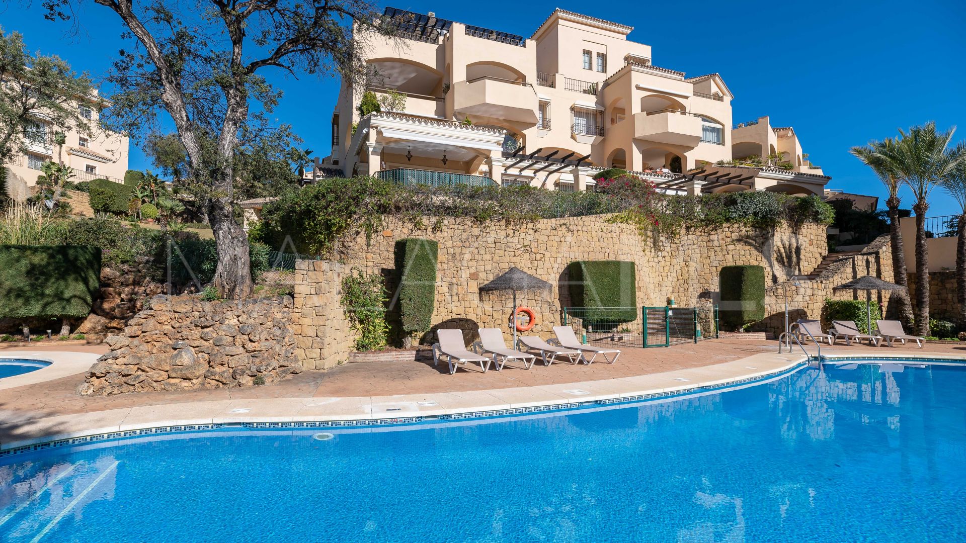 For sale Hacienda Elviria duplex penthouse
