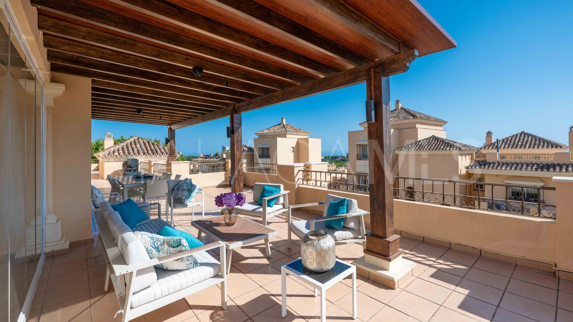 For sale Hacienda Elviria duplex penthouse