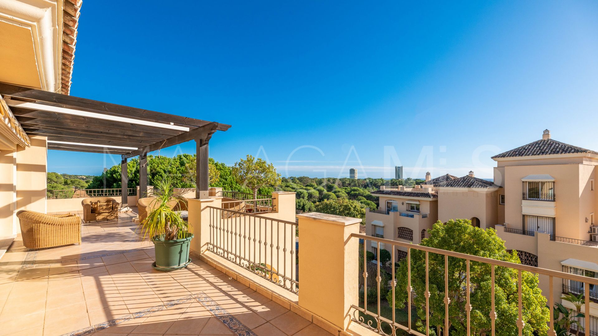 Appartement terrasse for sale in Elviria