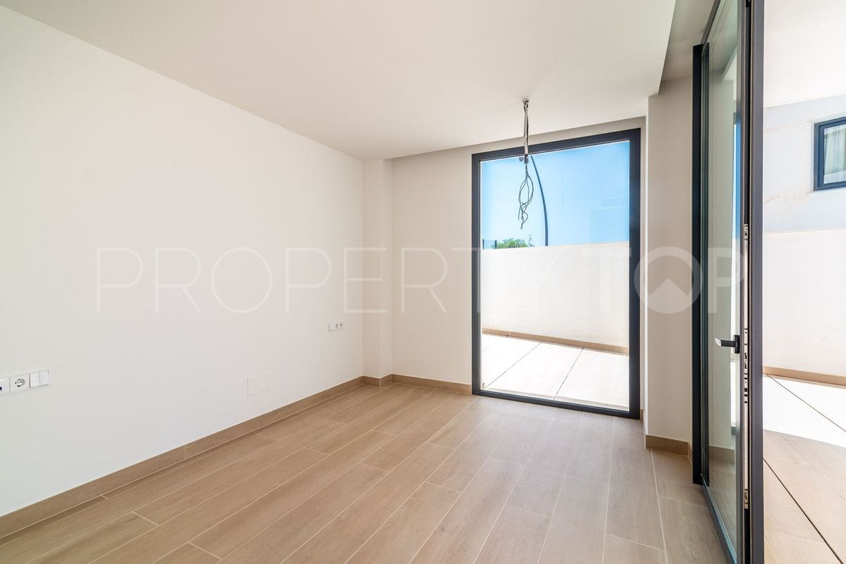 Ground floor apartment for sale in Fuengirola
