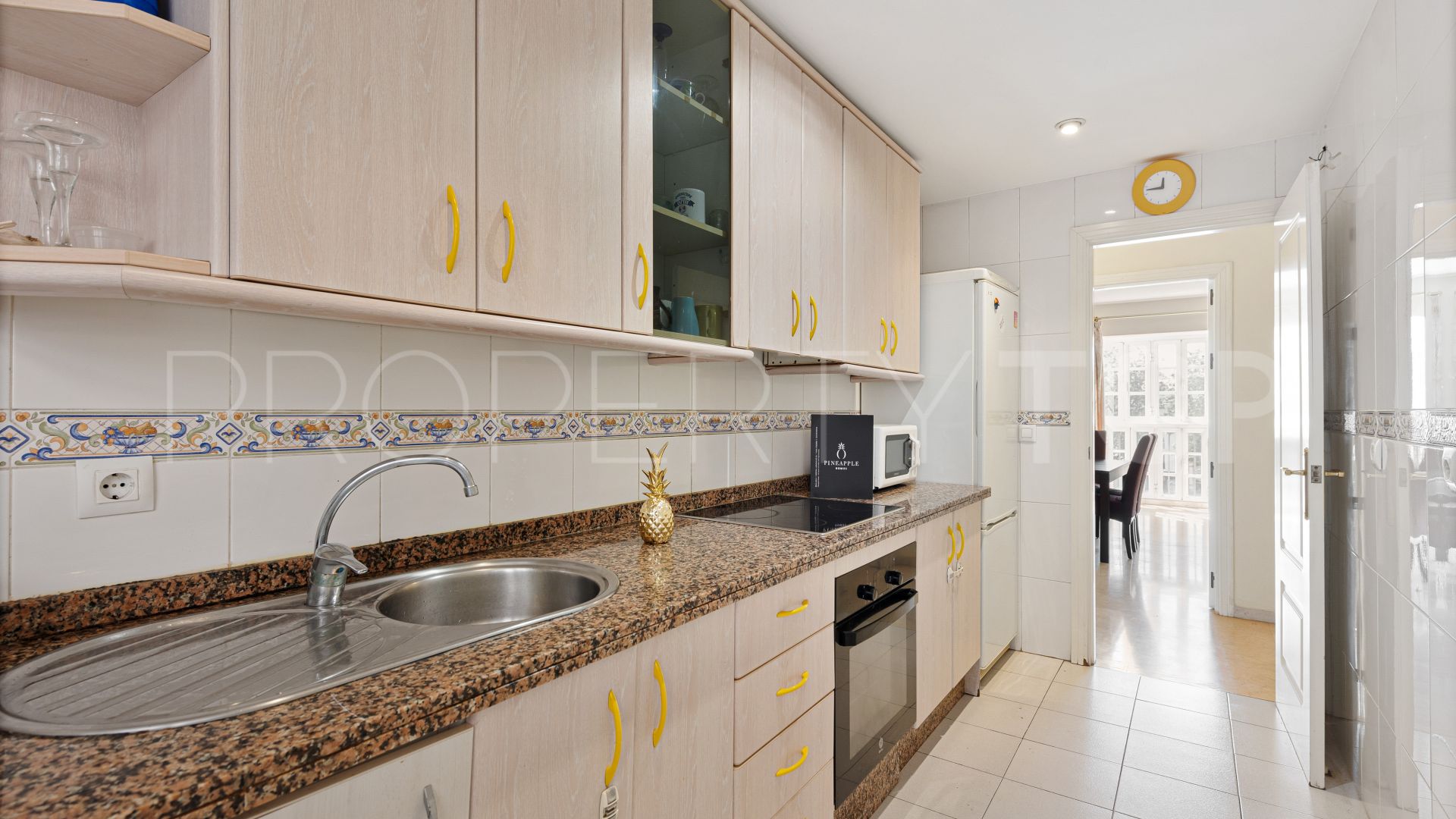 For sale apartment with 3 bedrooms in Malaga